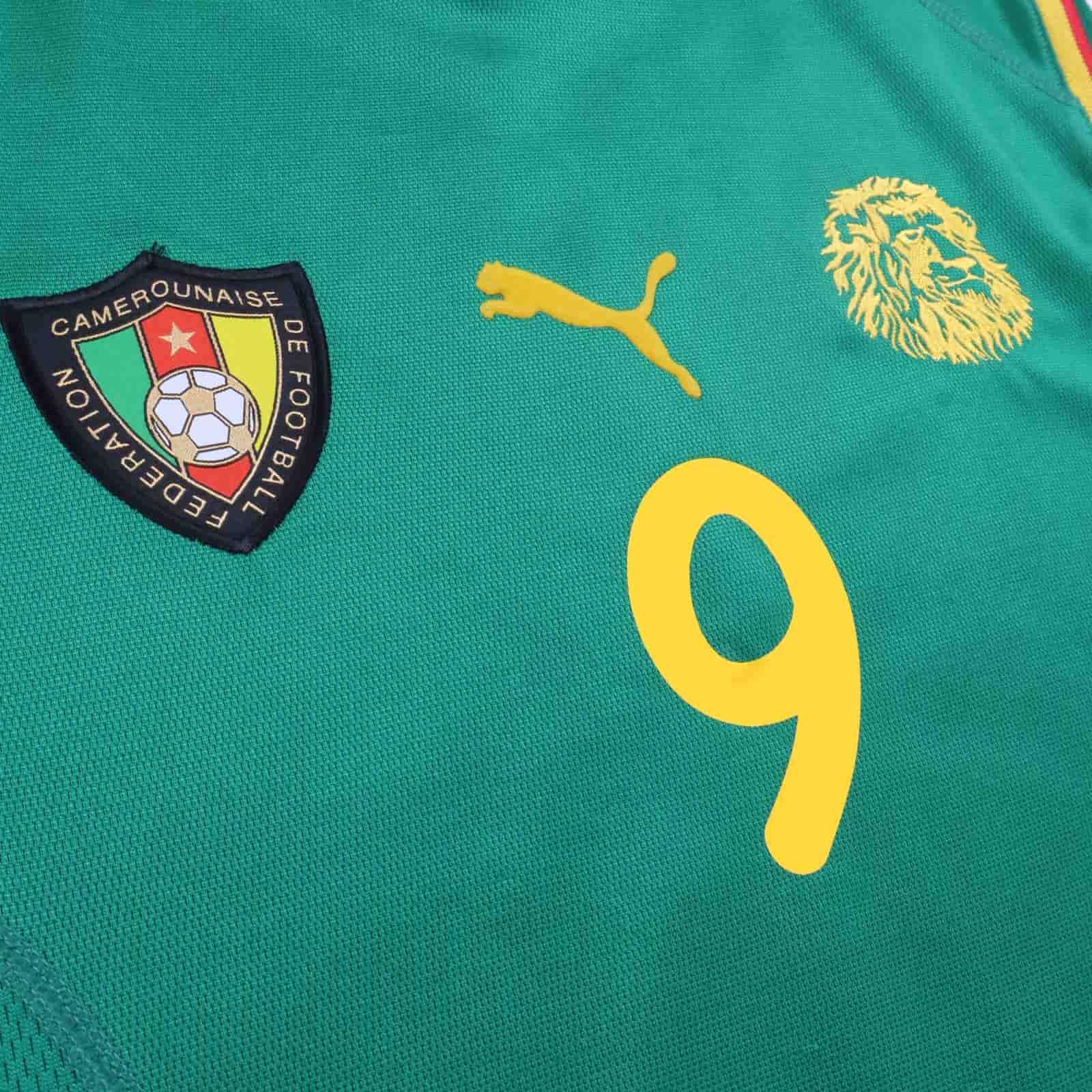 Cameroon Eto'O #9 2002/03 Home Shirt - M