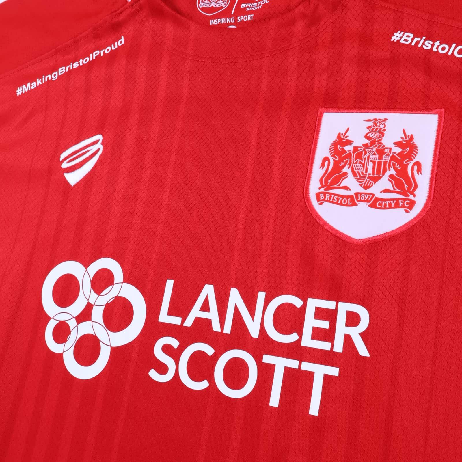 Bristol City F.C 2016/17 Home Shirt - M- BACK