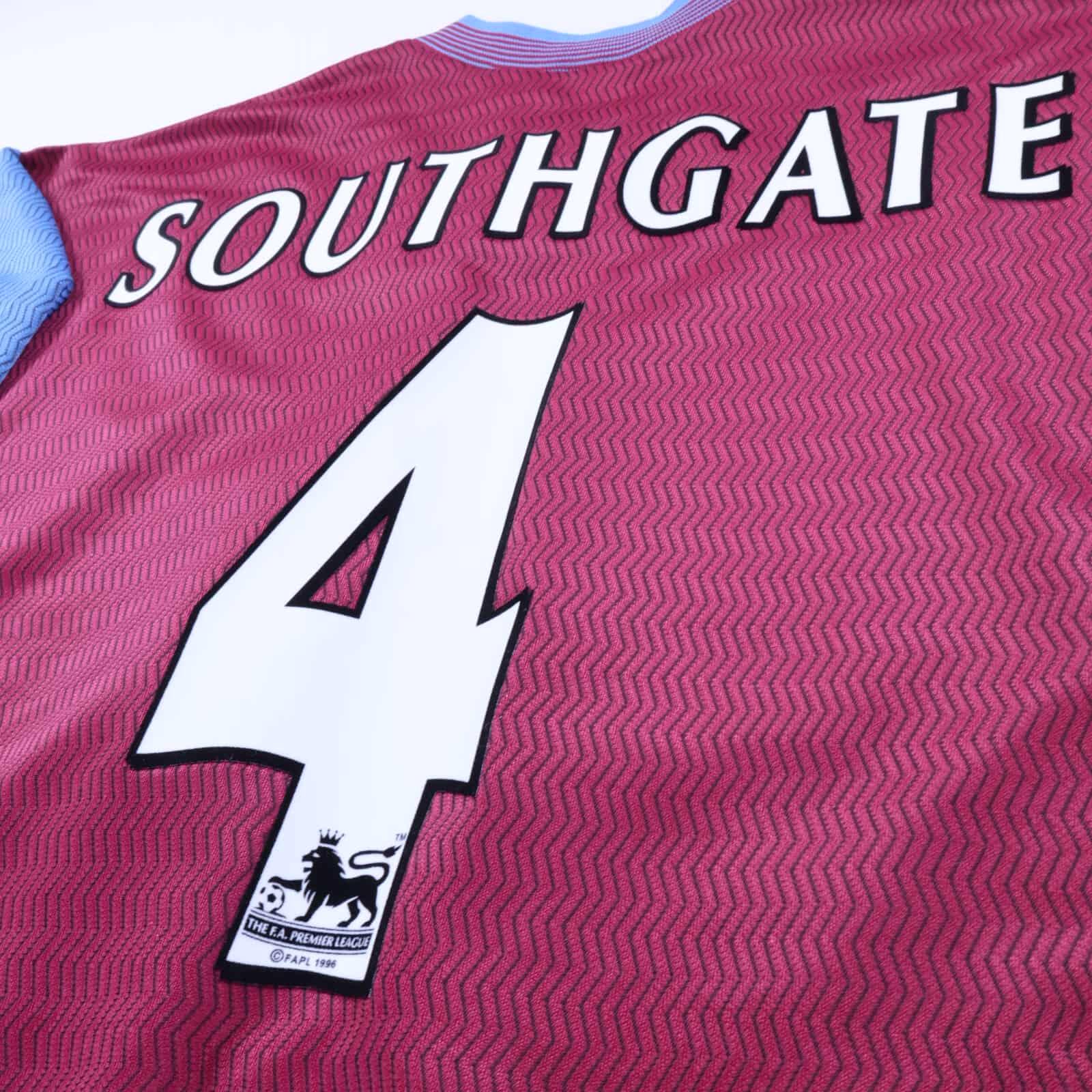 Aston Villa Southgate #4 1997/98 Home Shirt - L