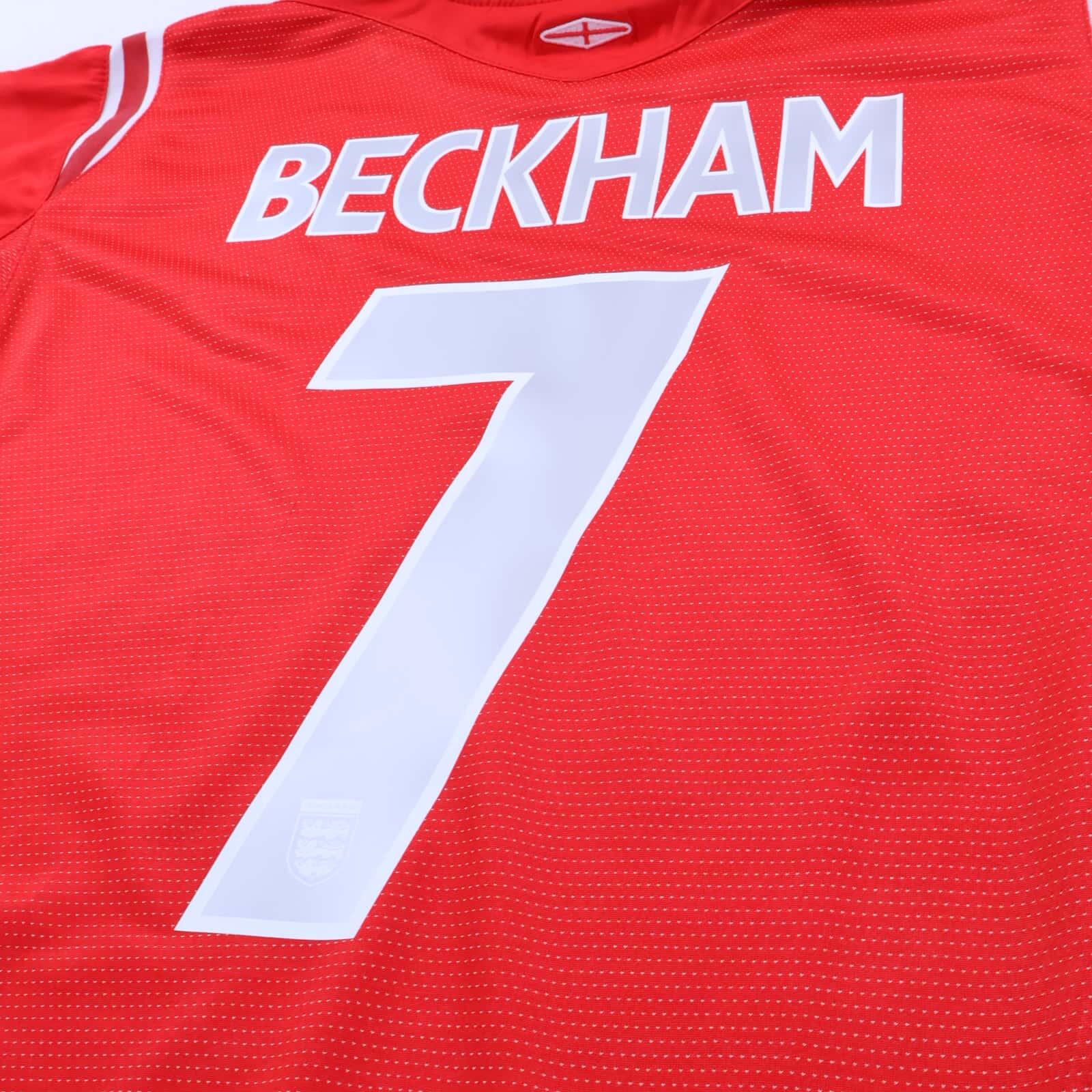 England Beckham #7 2004/06 Away Shirt - M