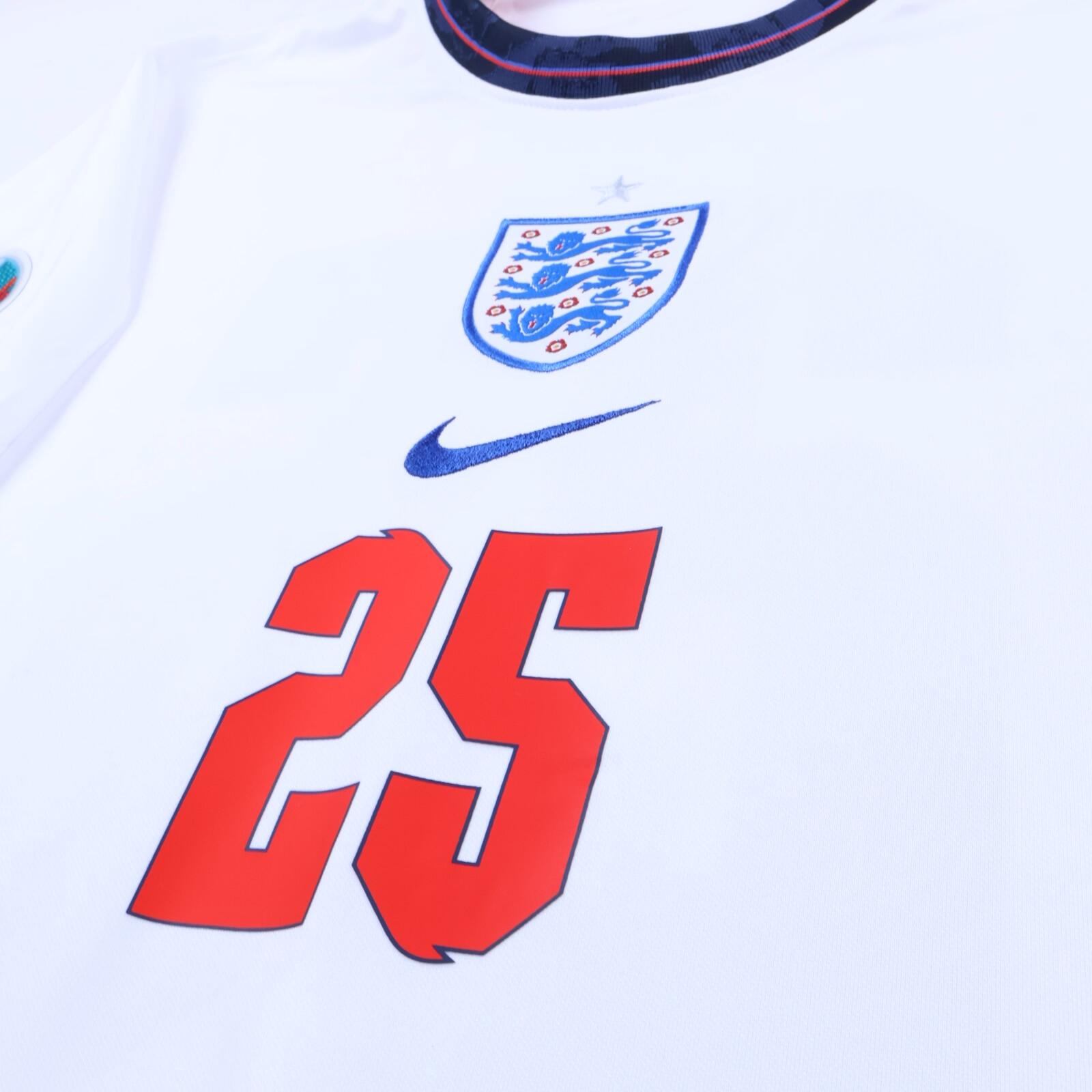 England Saka #25 2020/22 Home Shirt - L
