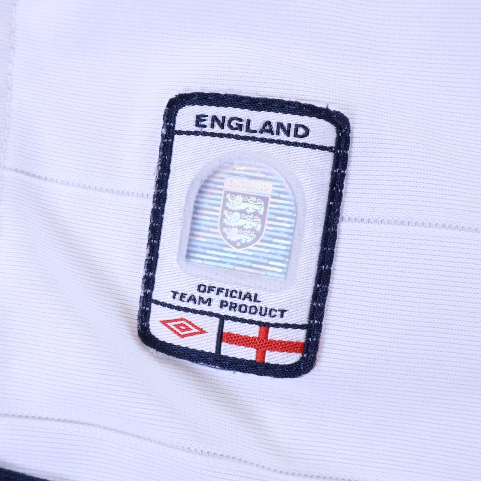 England Beckham #7 2003/05 Home Shirt - Long Sleeve - L