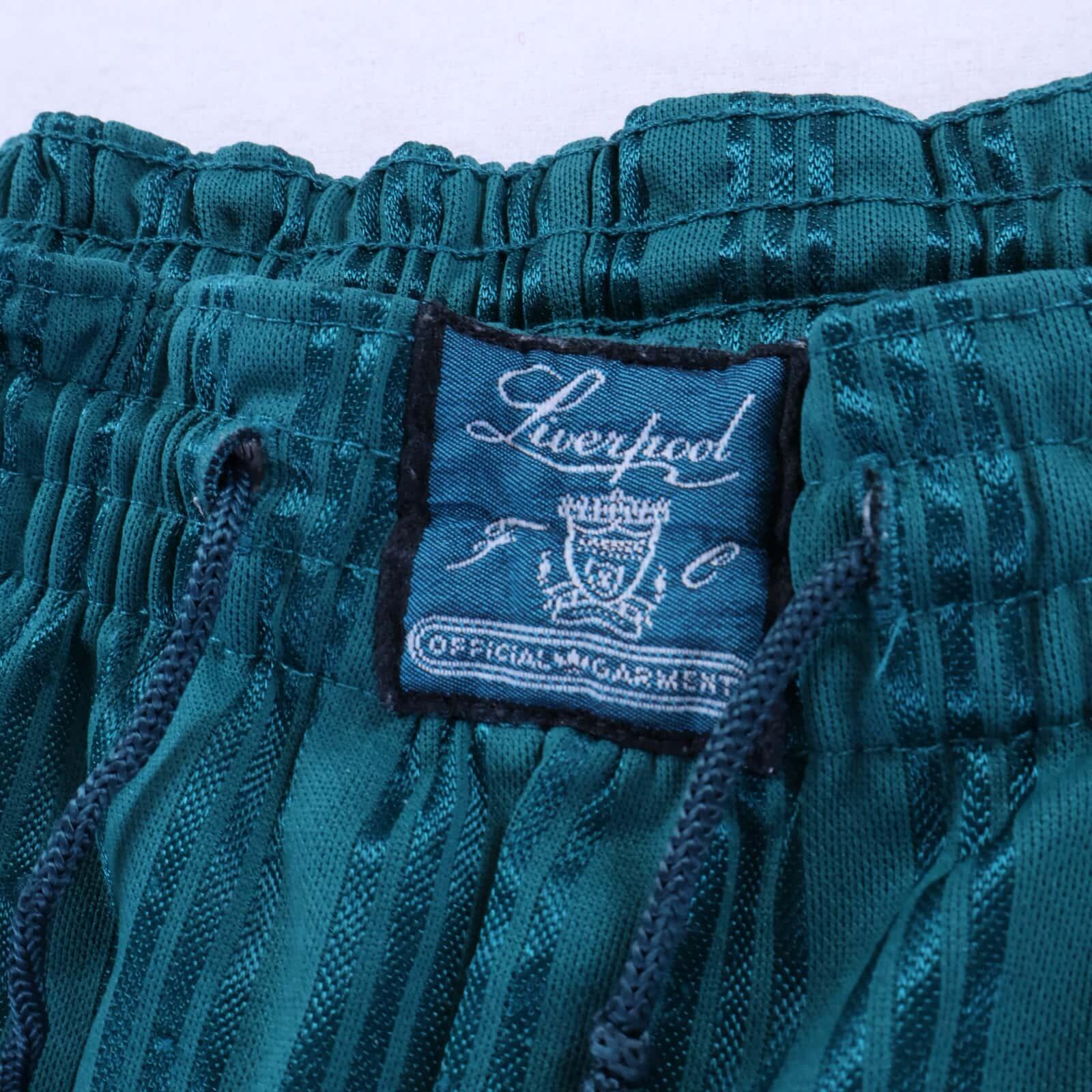 Liverpool F.C 1995/96 Shorts - M