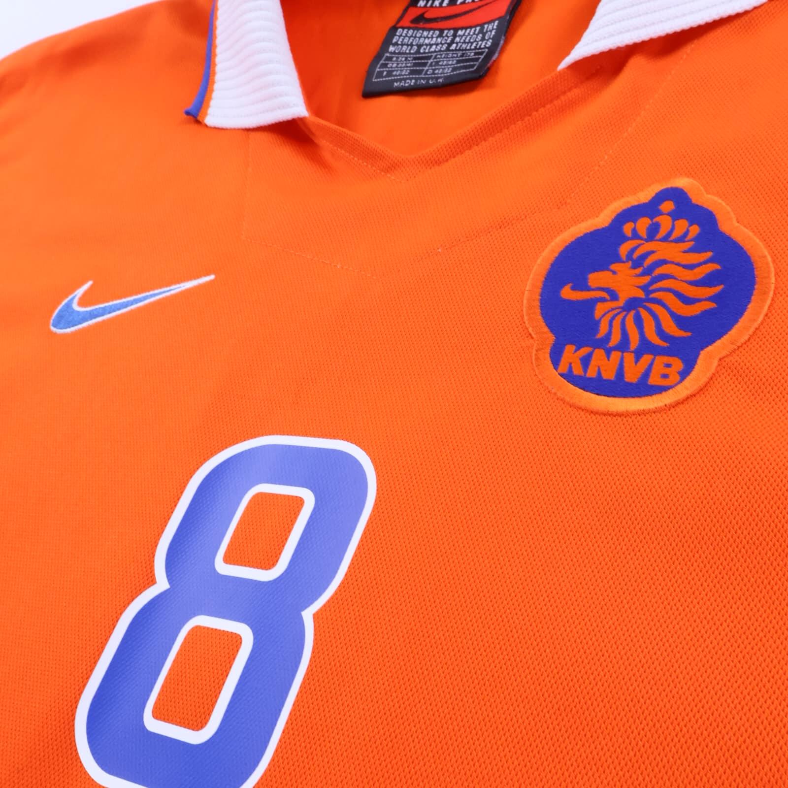 *MINT* Netherlands Bergkamp #8 1997/98 Home Shirt - M