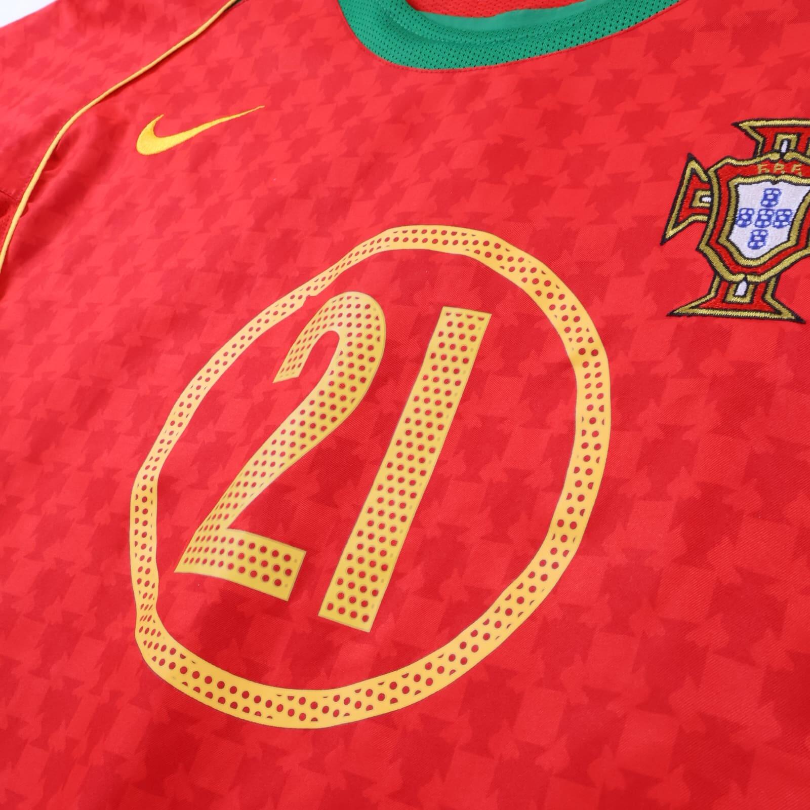 Portugal Nuno Gomes #21 2004/06 Home - Champions League Winners - XL