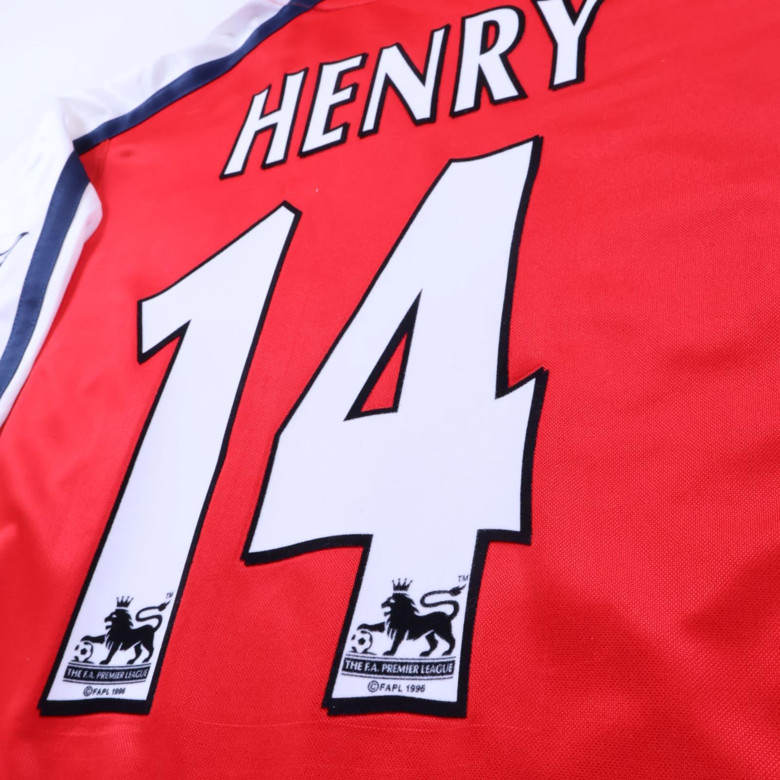 Arsenal Henry #14 1999/00 Home Shirt - L