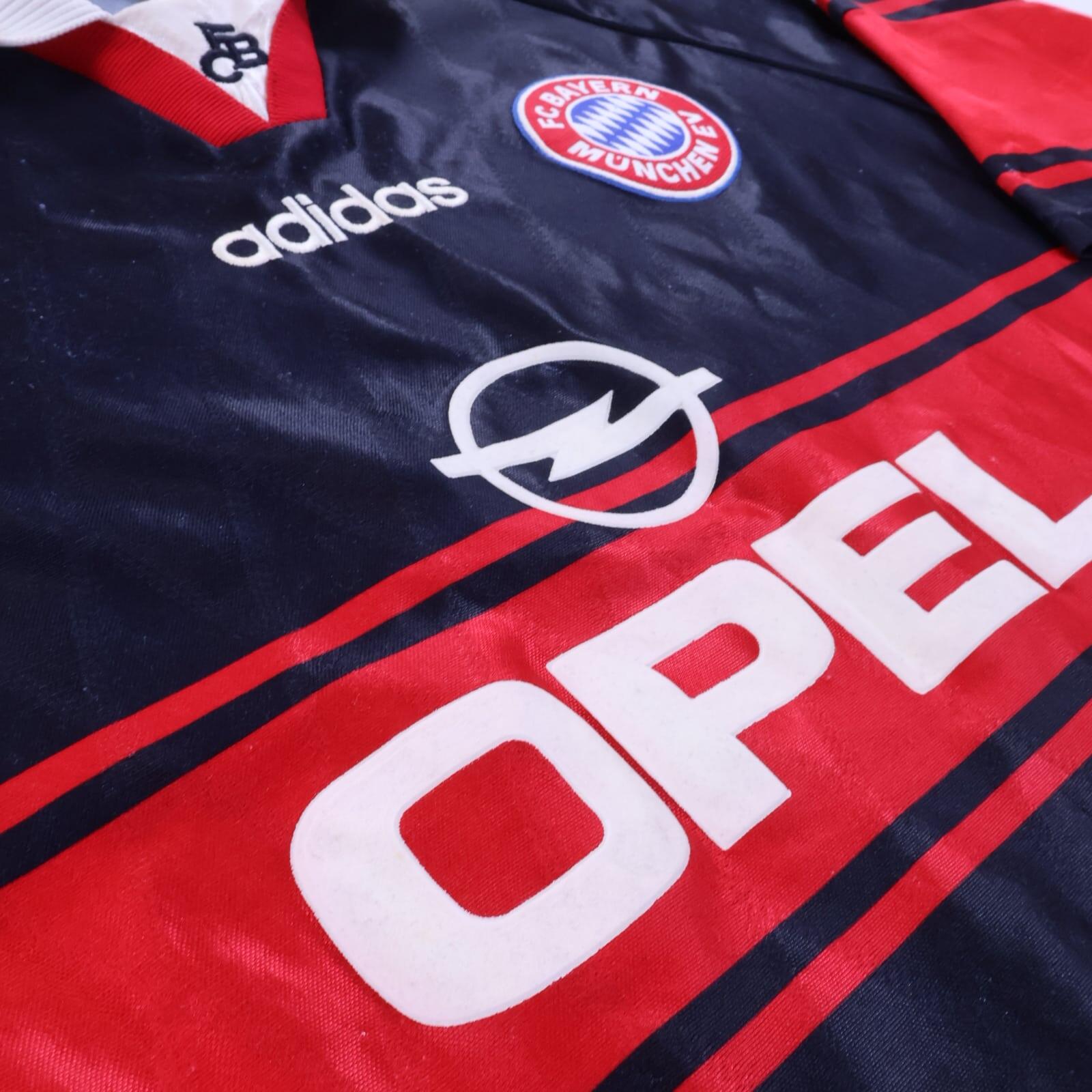 Bayern Munich 1997/99 Home Shirt - XL