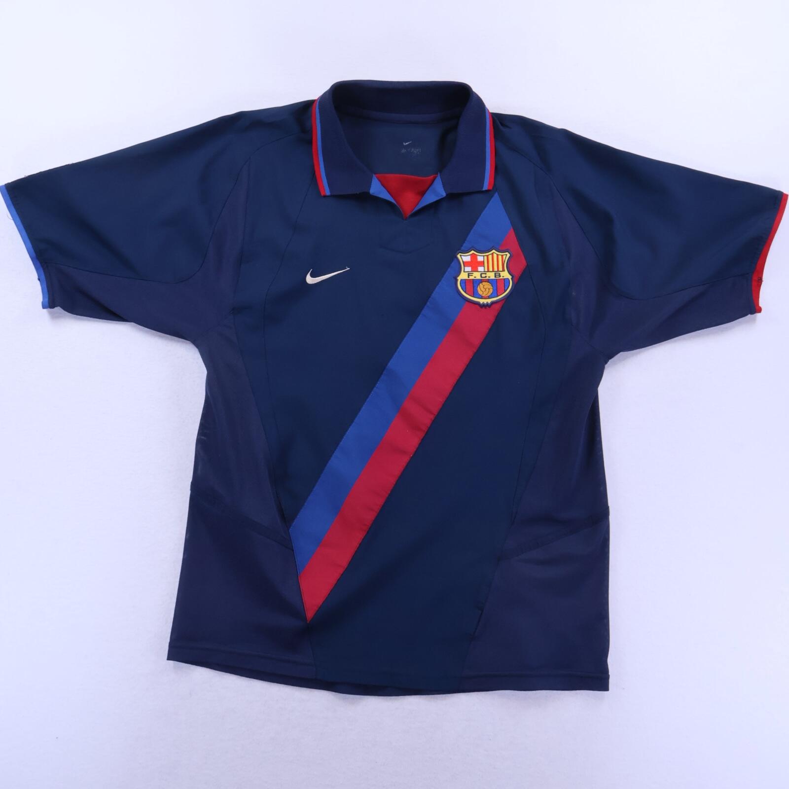 Barcelona Ronaldinho #10 2002/04 Away Shirt - M