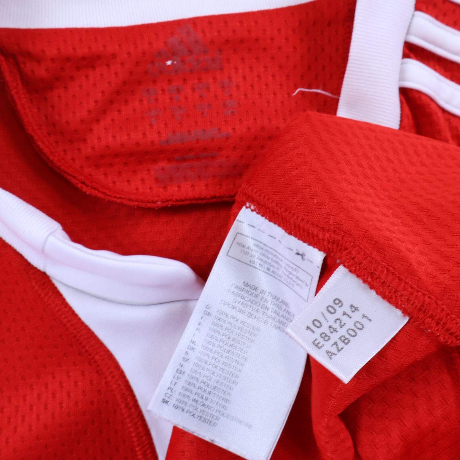 Bayern Munich Van Bommel #17 2009/10 Home Shirt - M
