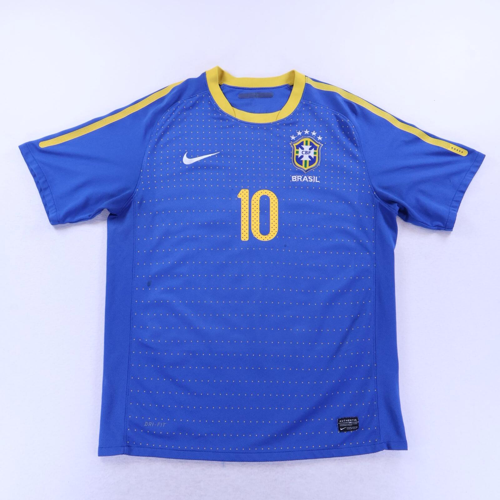 Brazil Kaka #10 2010/11 Away Shirt - L