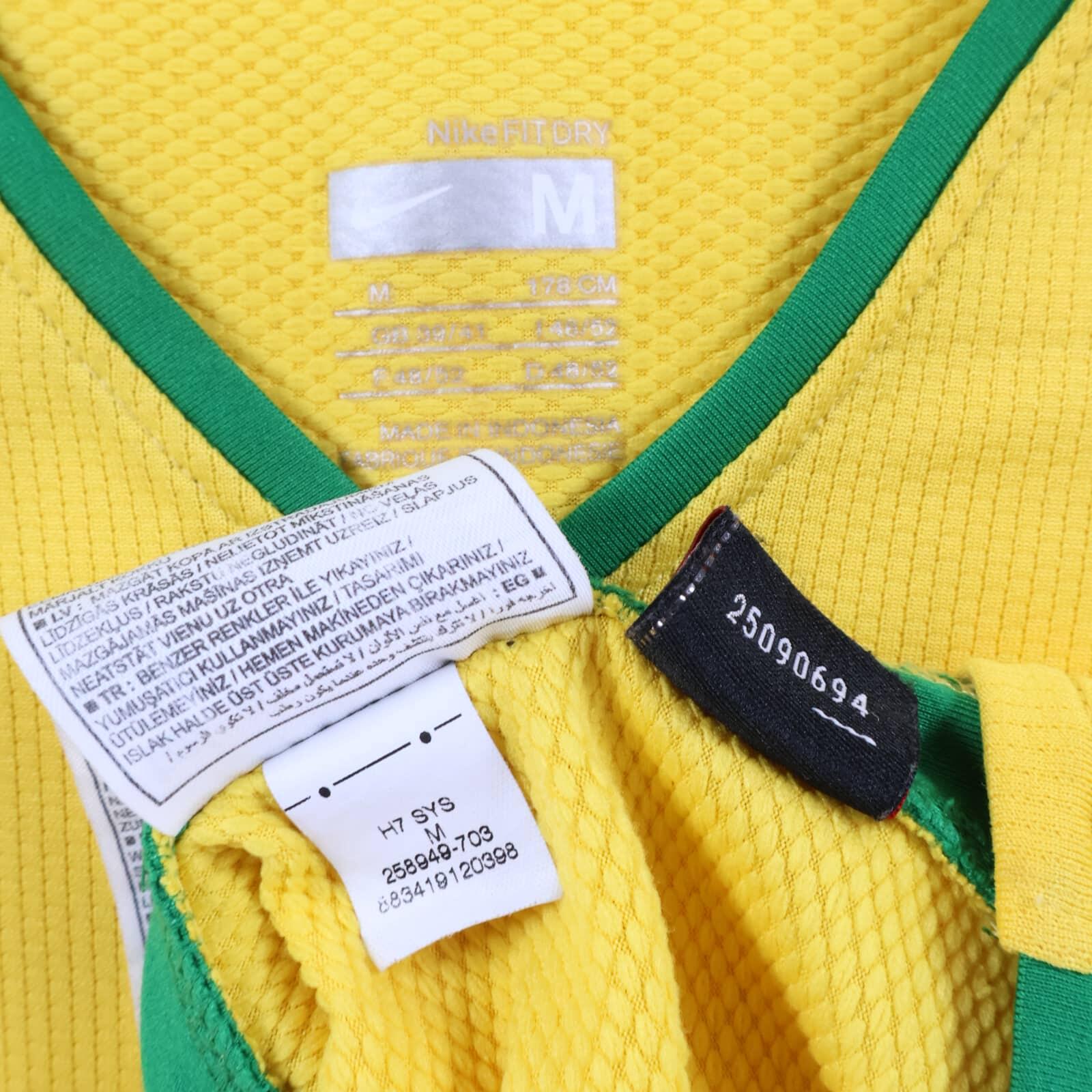 Brazil Ronaldinho #10 2008/10 Home Shirt - M