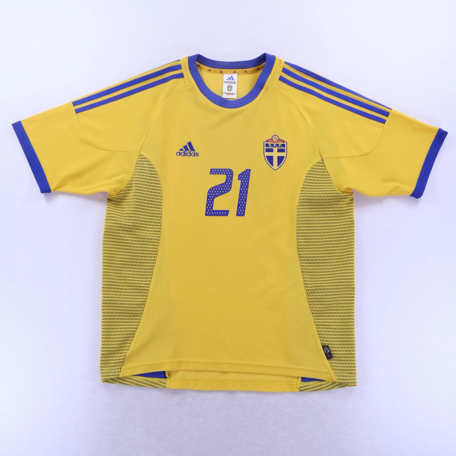 Sweden Ibrahimović #21 2002/03 Home Shirt - L