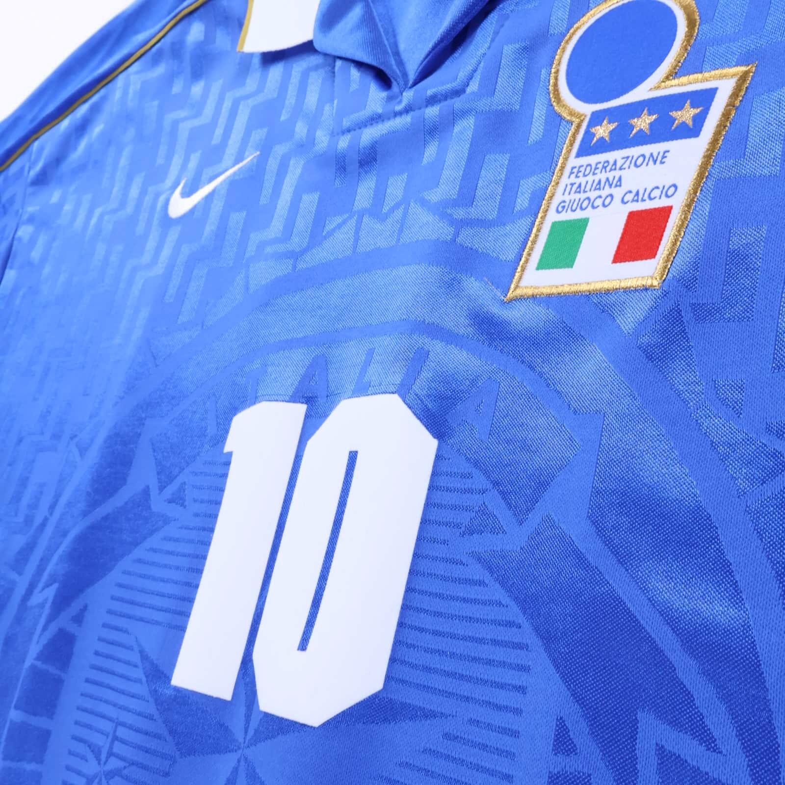 *MINT* Italy Baggio #10 1994/96 Home Shirt - L