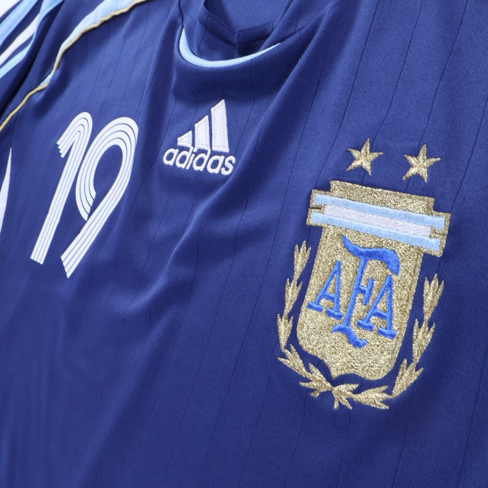 *MINT* Argentina Messi #19 2006 Away Shirt - L