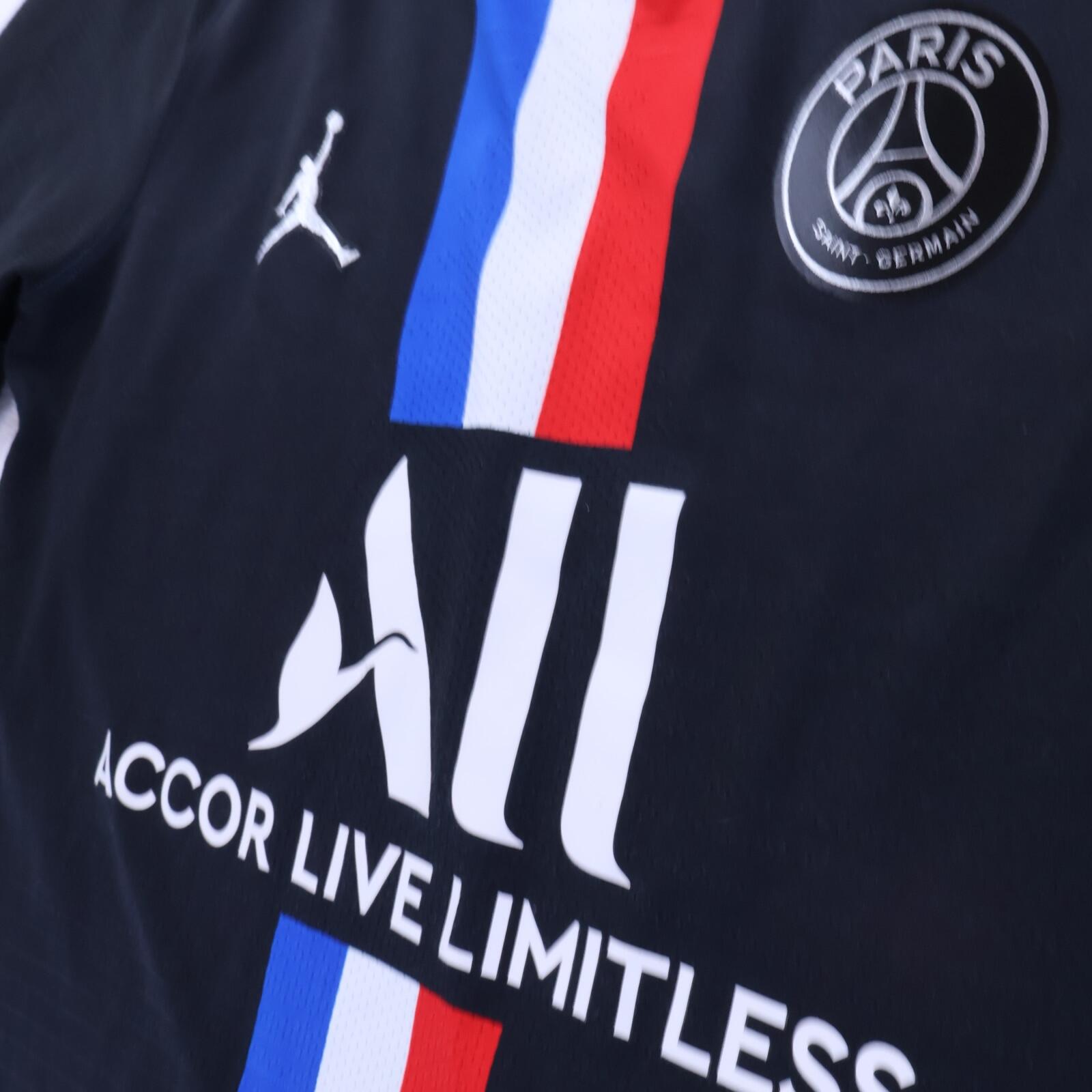 Paris Saint-Germain F.C Mbappé #7 2019/20 Fourth Shirt - Player Issue - M