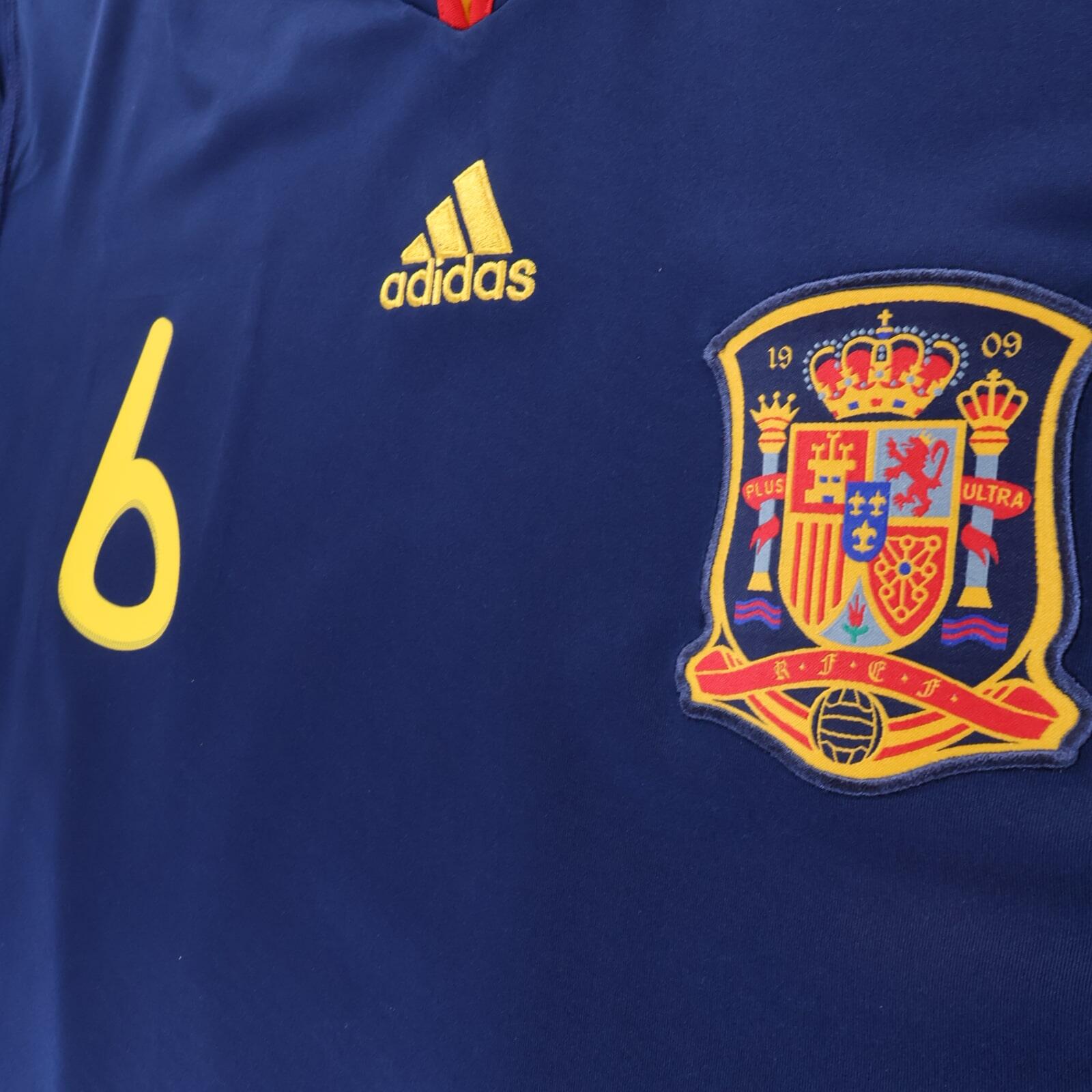 Spain A. Iniesta #6 2010/11 Away Shirt - XL