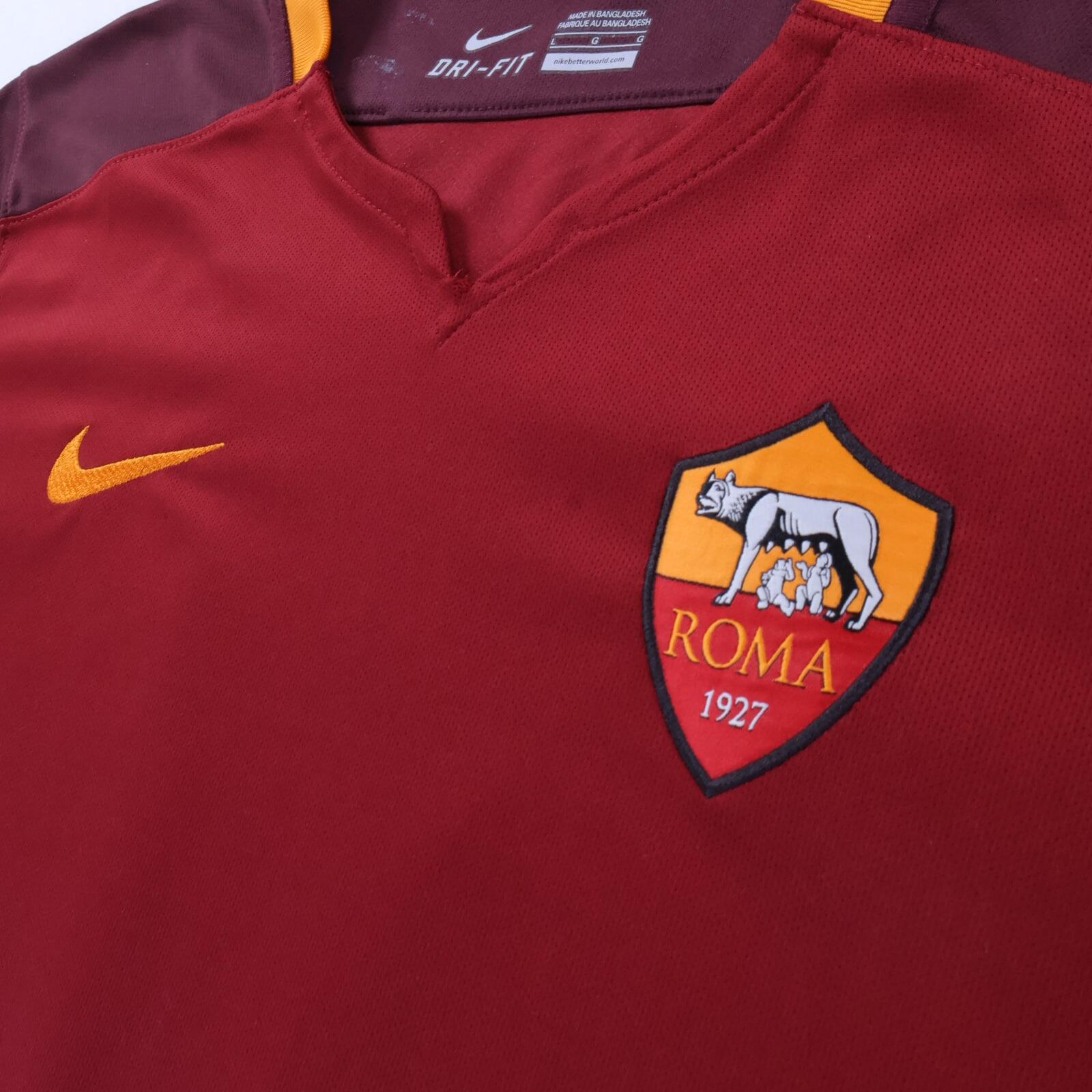 As Roma M. Salah #11 2015/16 Home Shirt - L