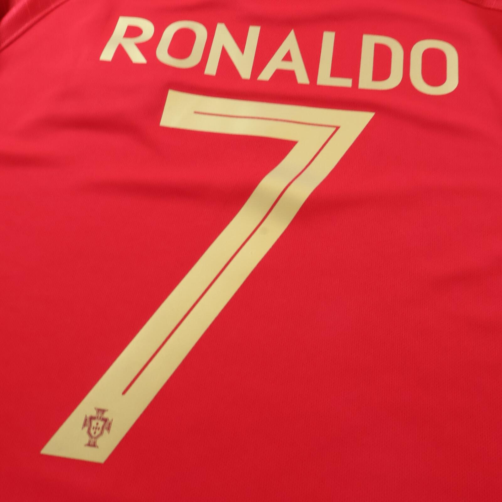 *NWT* Portugal Ronaldo #7 2018/19 Home Shirt - L
