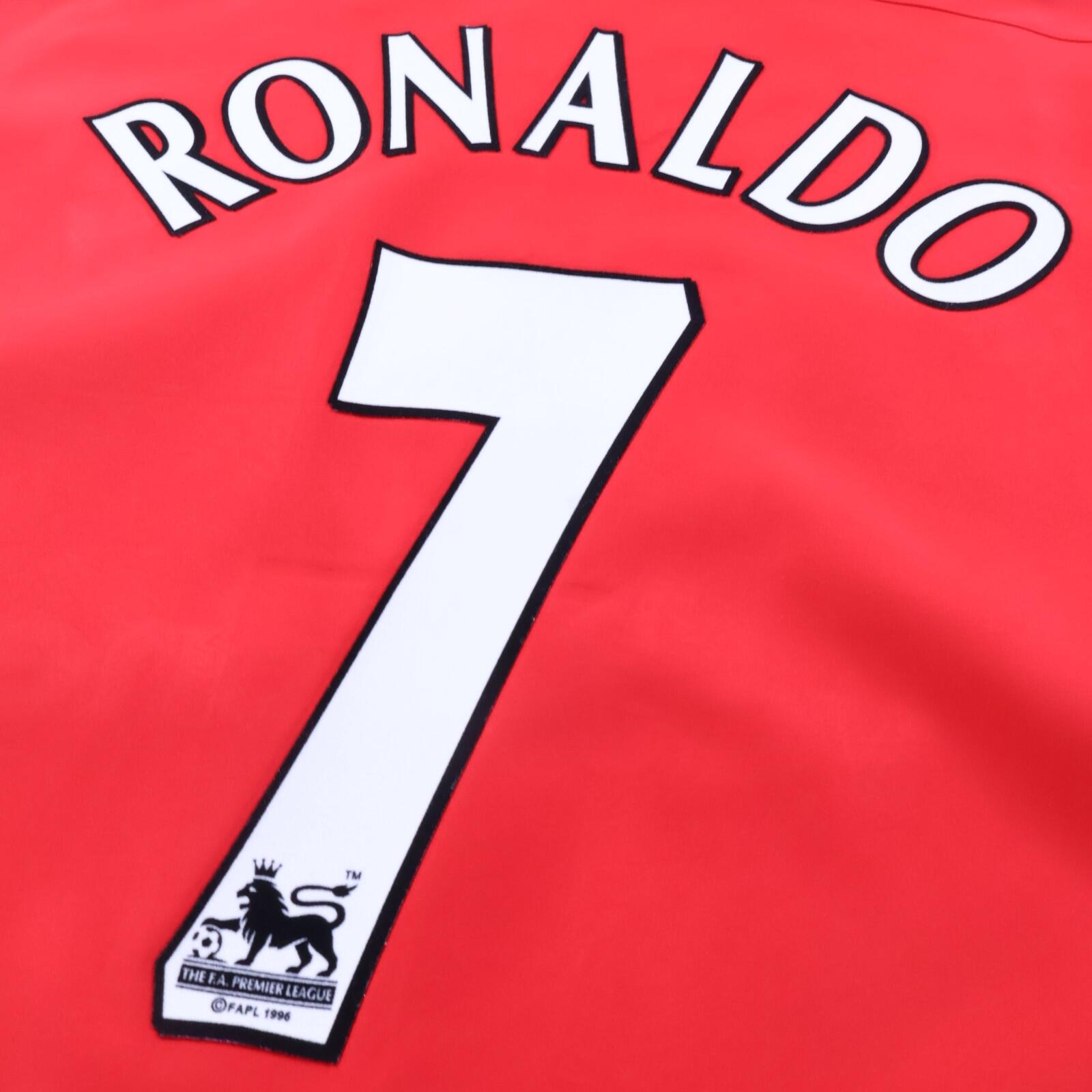 Manchester United Ronaldo #7 2002/04 Home Shirt - Long Sleeve - L
