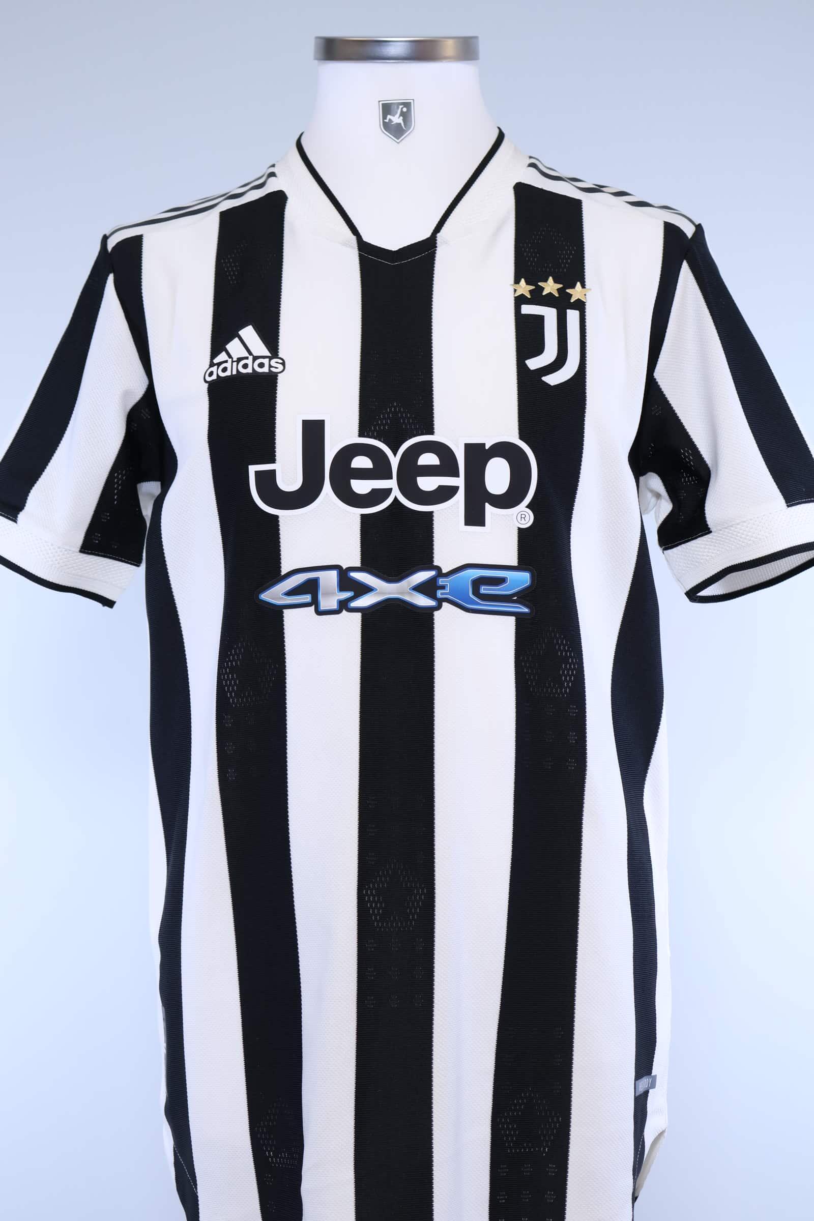 Juventus 2021/22 Chiesa #22 Home Shirt - M Authenic Original Football Shirt
