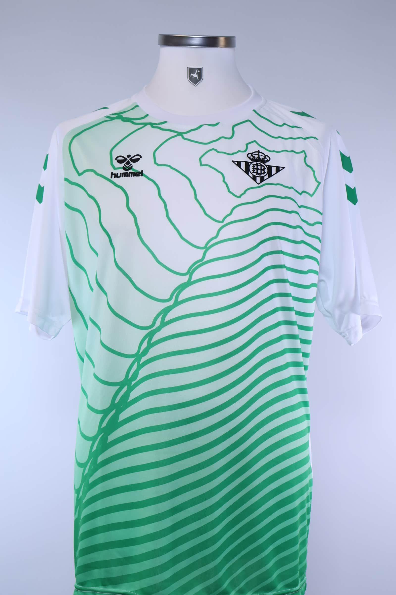 Real Betis 2022/23 Training Shirt - XLAuthentic Original Football Shirt