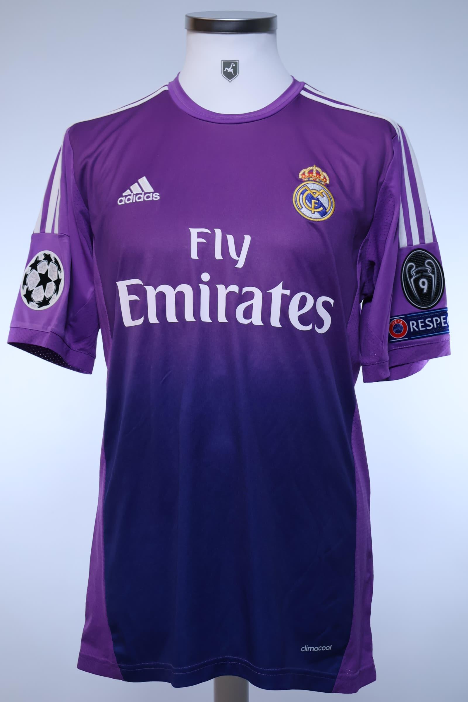 Real Madrid I.Casillas #1 2013/14 Goalkeeper Shirt - M- BACK