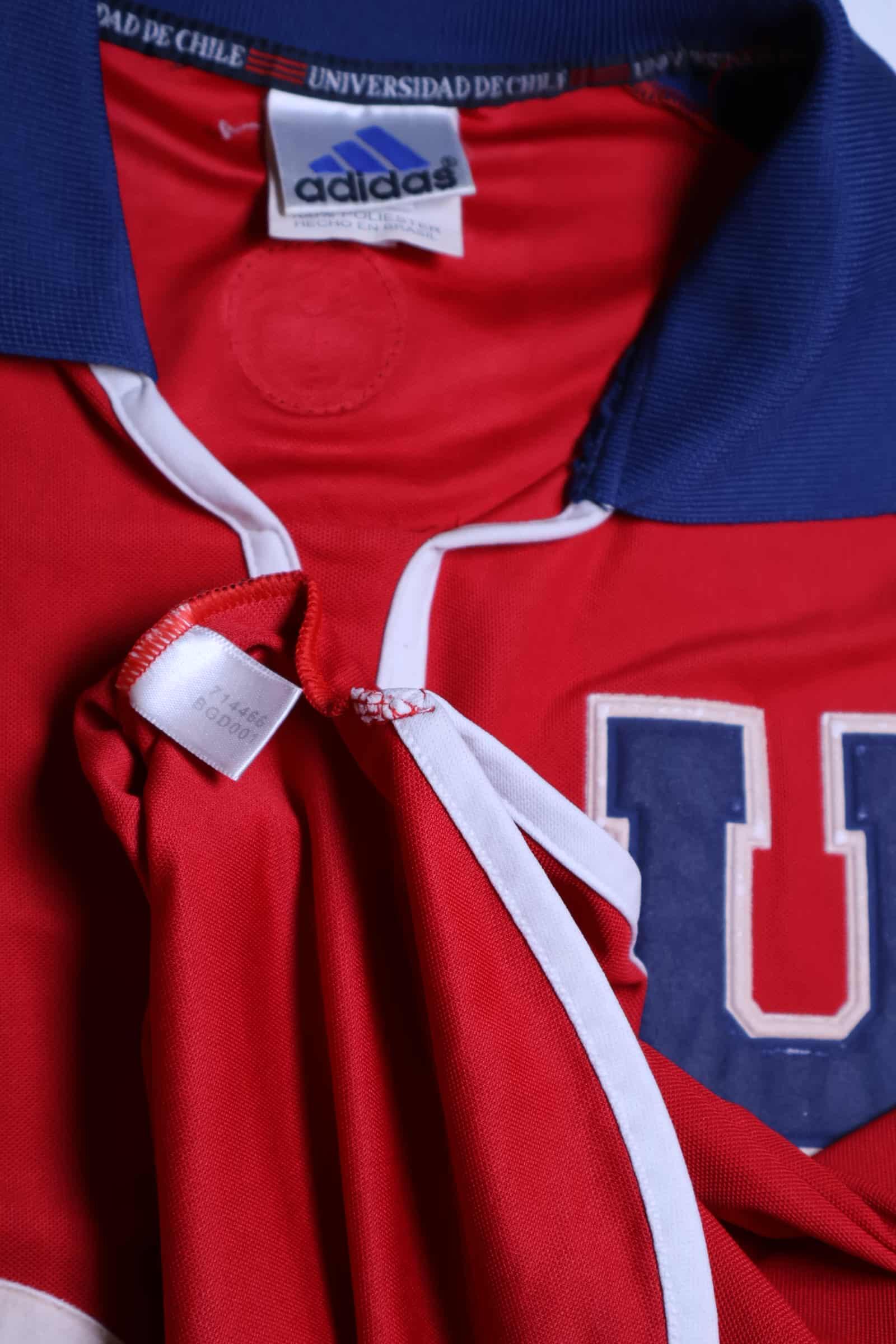 Universidad De Chile #17 2001/02 Away Shirt - L- TAGS
