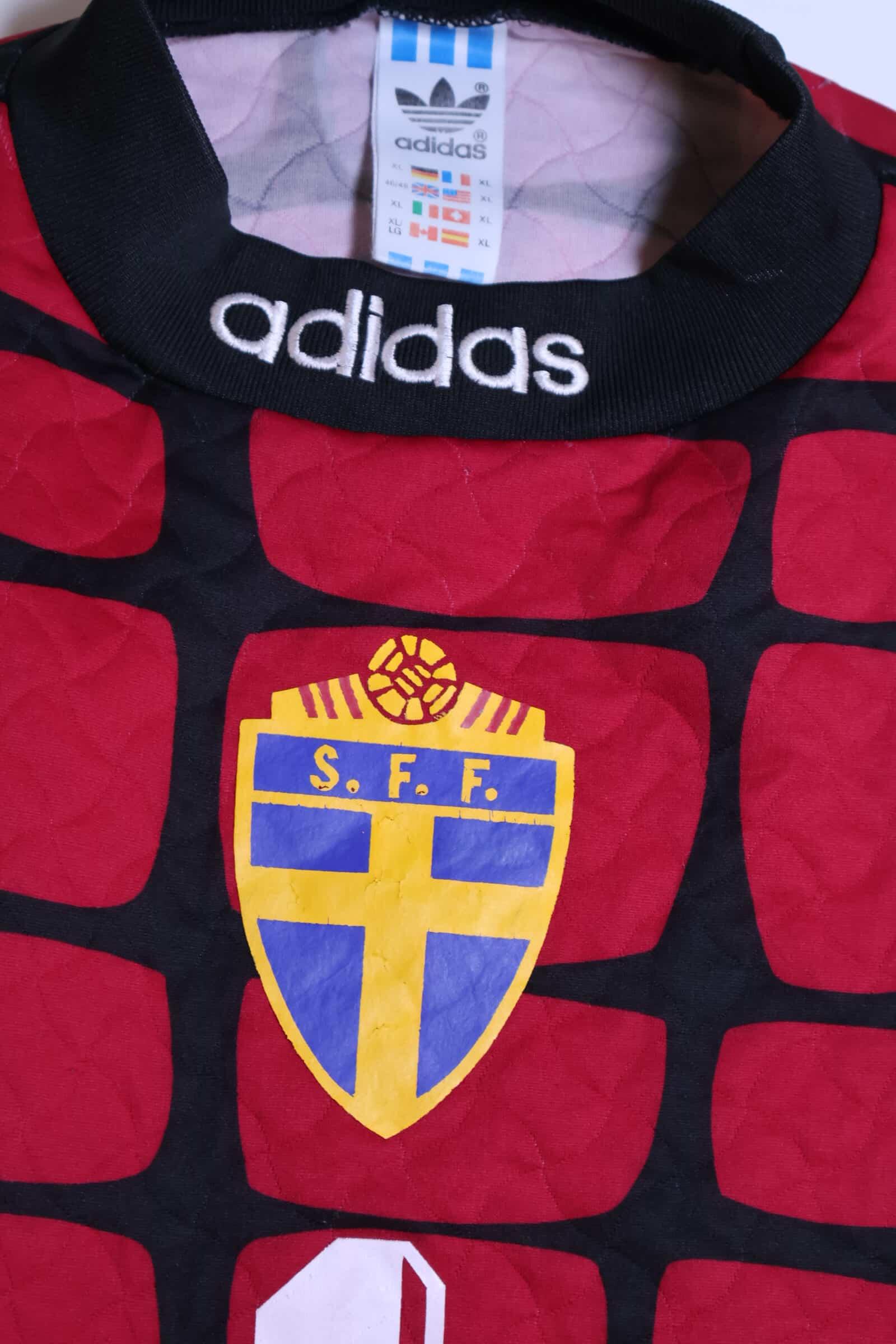 Sweden Ravelli #1 1994/ Goalkeeper Shirt - L- TAGS