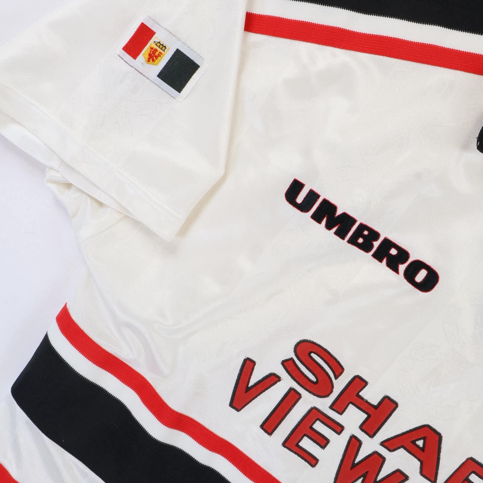 Manchester United 1997/99 Away Shirt - M