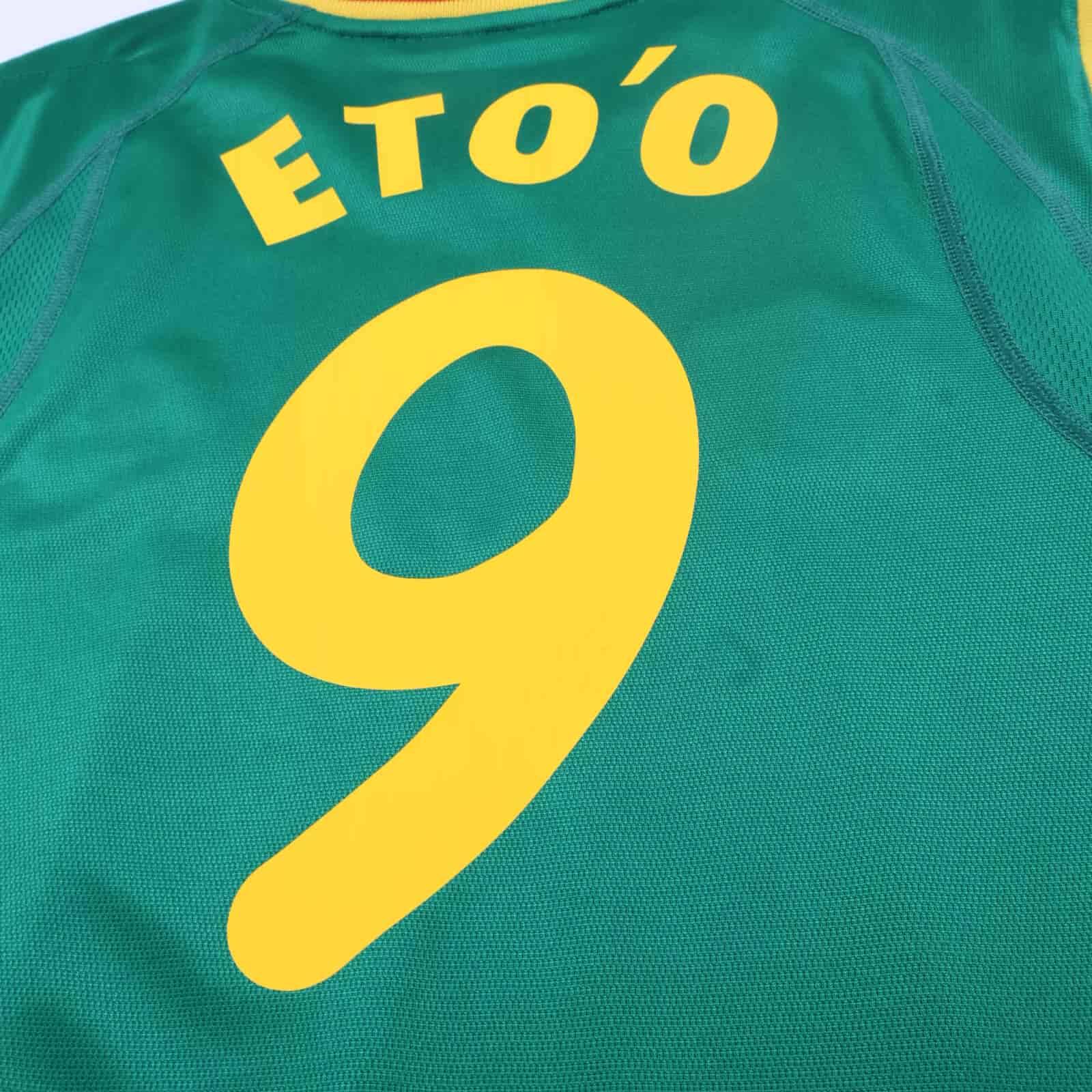 Cameroon Eto'O #9 2002/03 Home Shirt - M