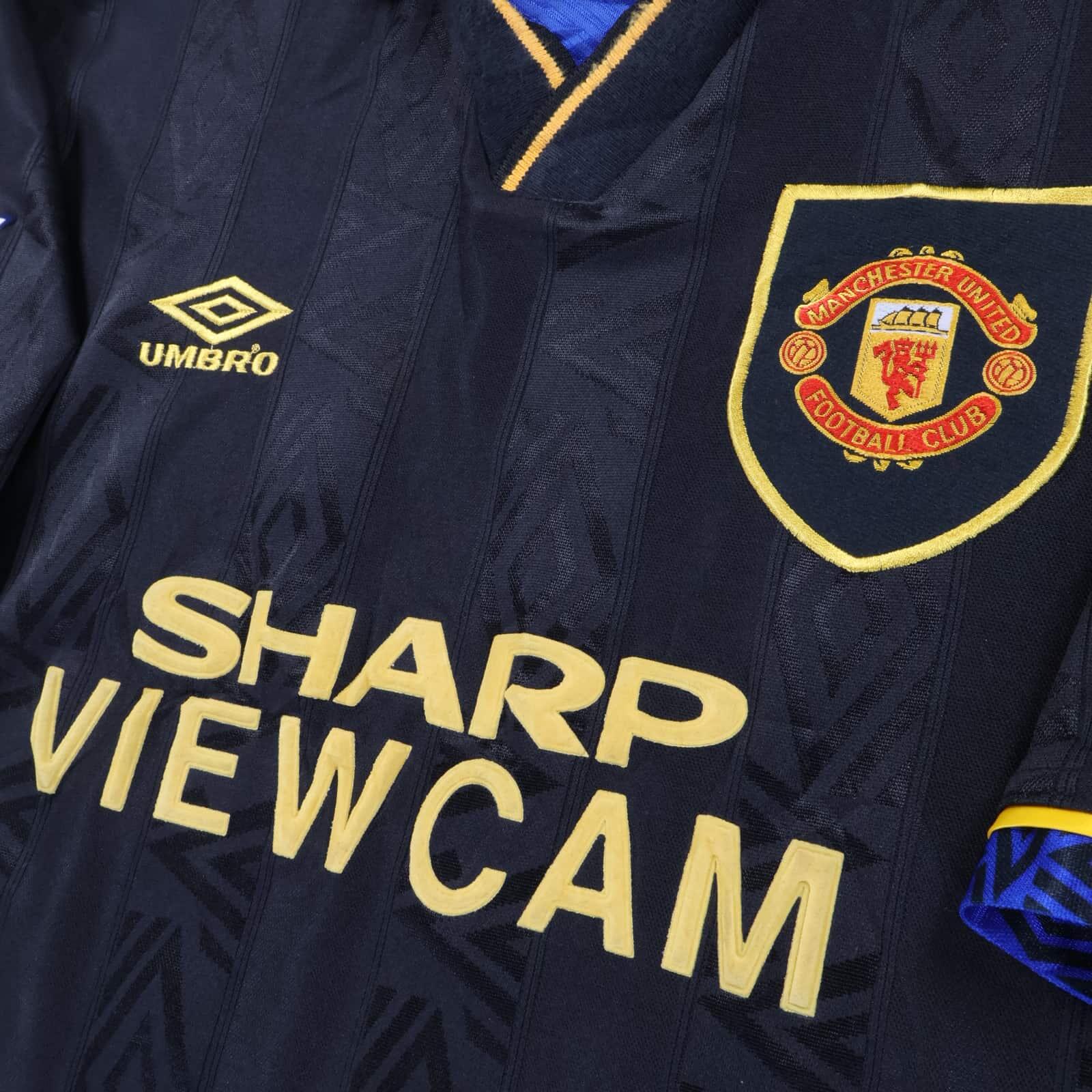 Manchester United Cantona #7 1993/95 Away Shirt - XL