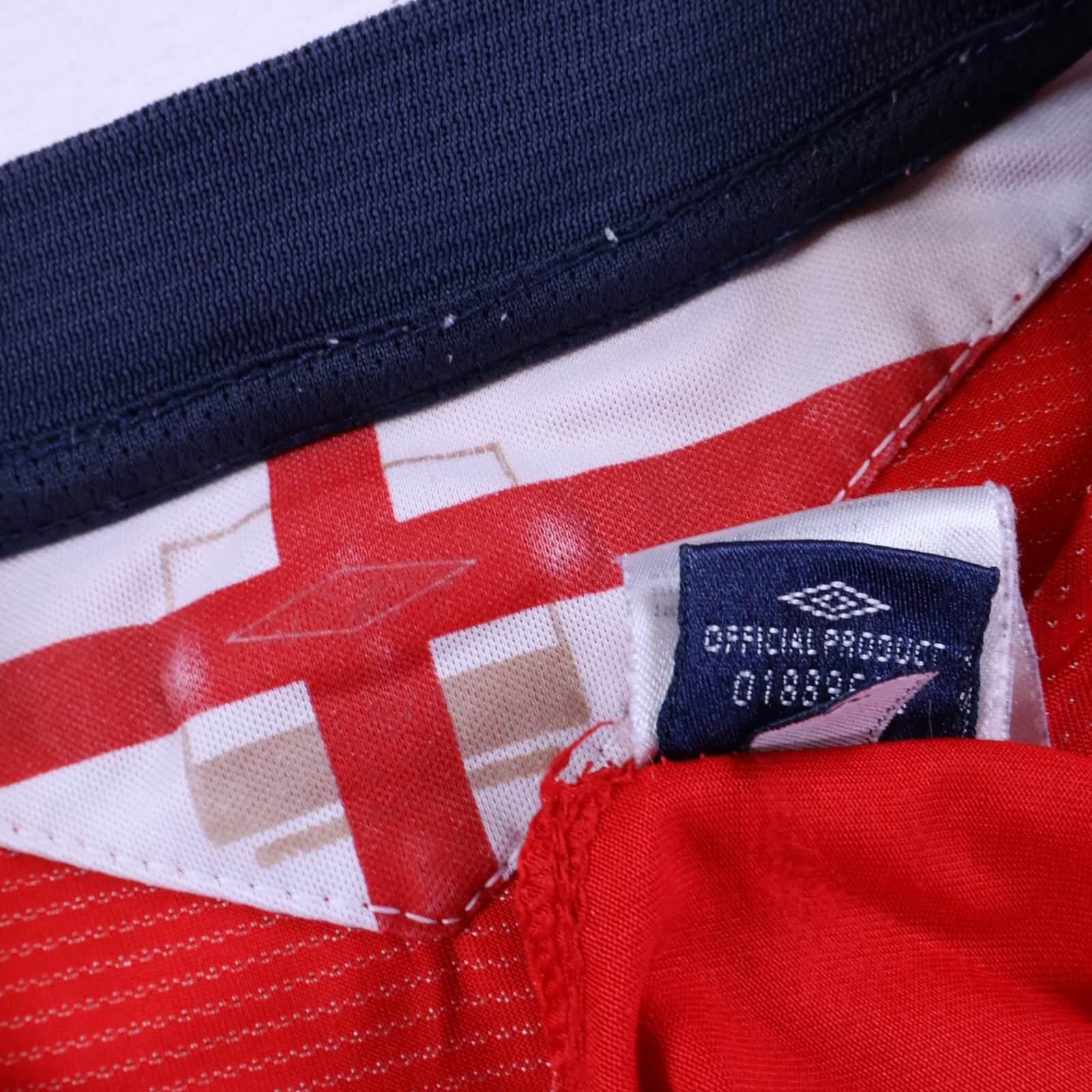 England Beckham #7 2004/06 Away Shirt - L