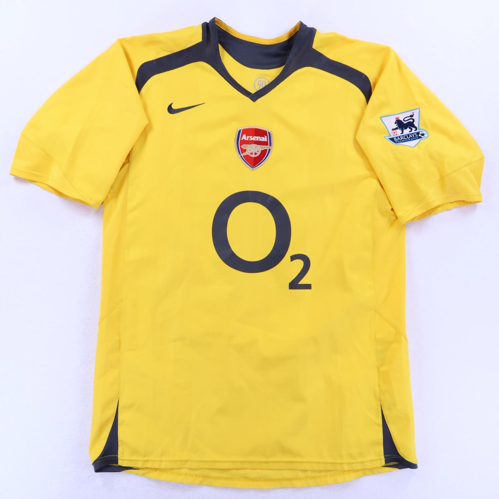 Arsenal V. Persie #11 2005/06 Away Shirt - M