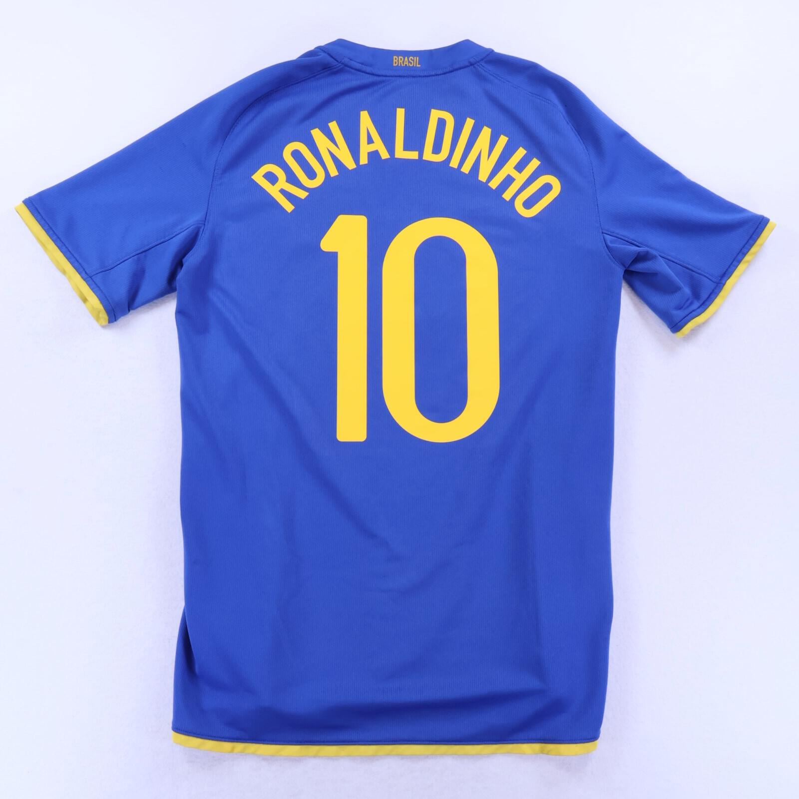 Brazil Ronaldinho #10 2008/10 Away Shirt - M
