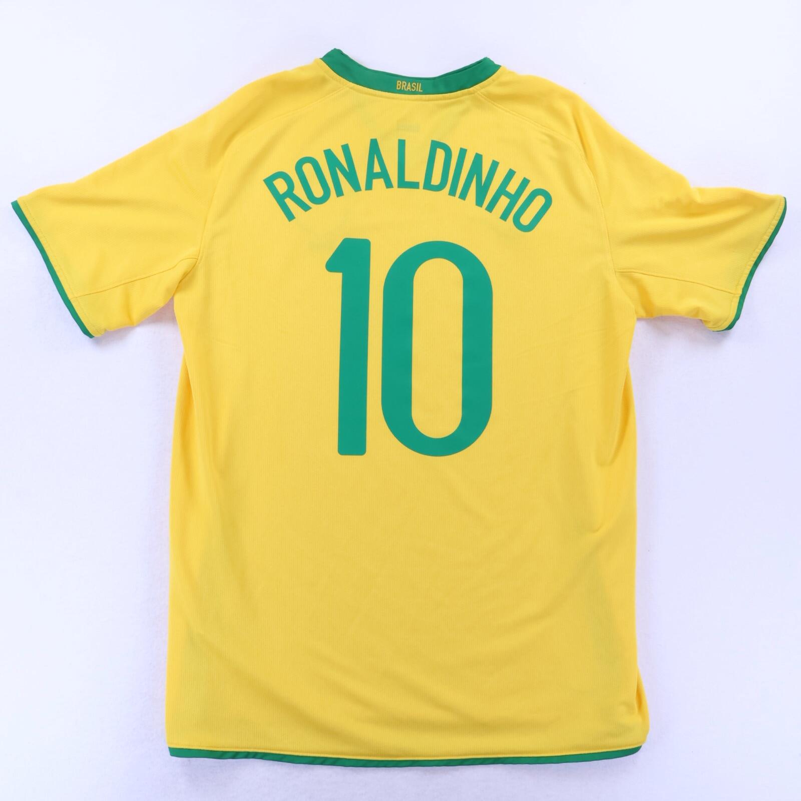 Brazil Ronaldinho #10 2008/10 Home Shirt - L