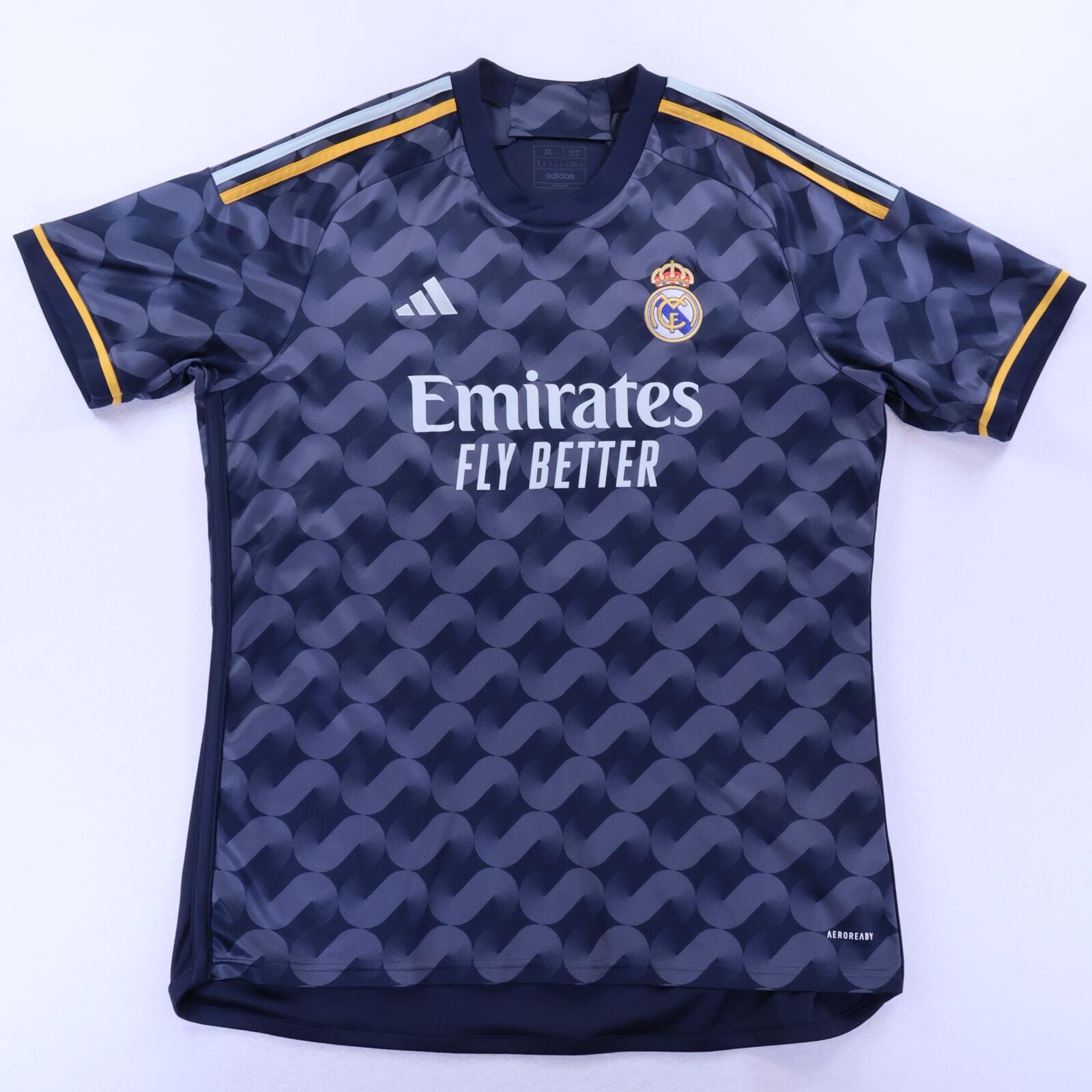 Real Madrid Bellingham #5 2023/24 Away Shirt - XL