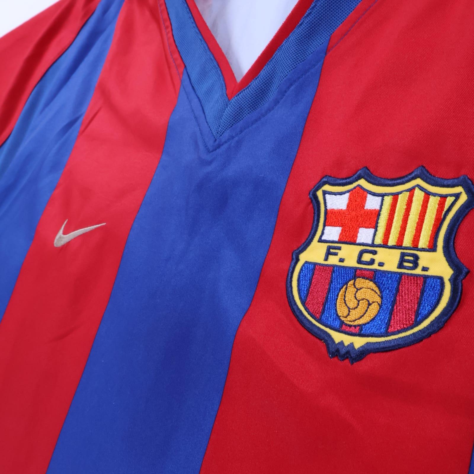 Barcelona Ronaldinho #10 2002/03 Home Shirt - XL