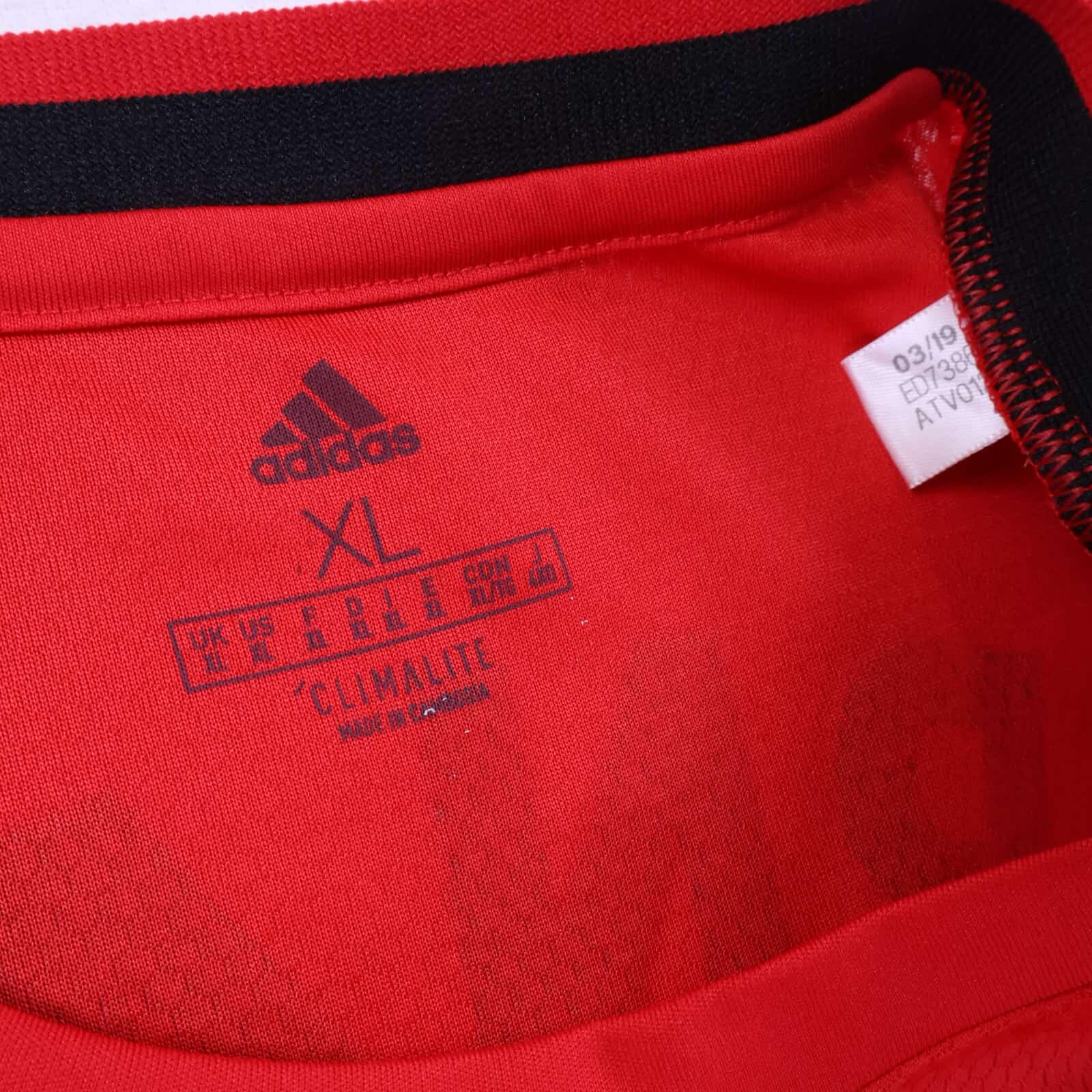 Manchester United B. Fernandes #18 2019/20 Home Shirt - XL