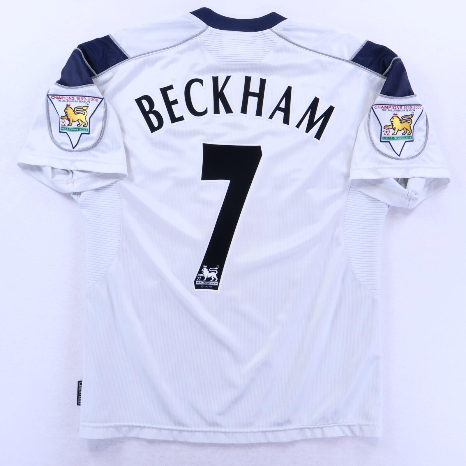 Manchester United Beckham #7 1999/00 Away Shirt - M