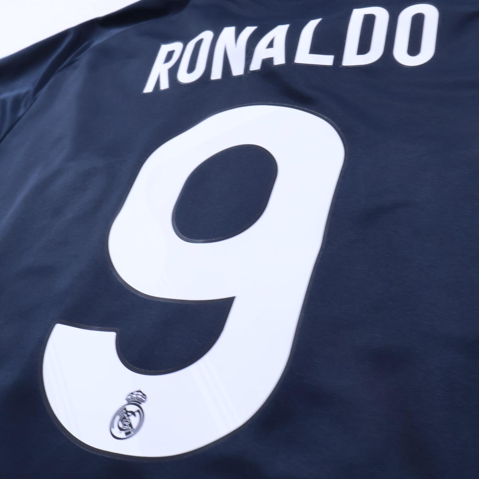Real Madrid Ronaldo #9 2009/10 Away Shirt - L