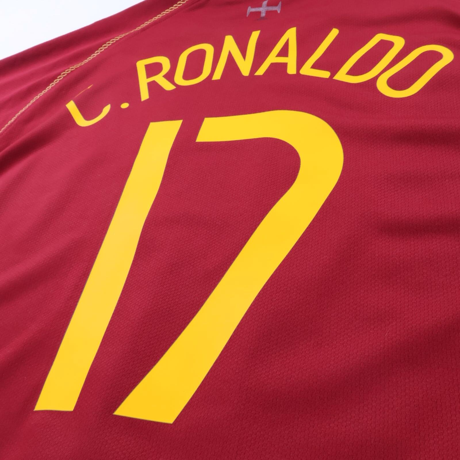 Portugal Ronaldo #17 2006/08 Home Shirt - XL