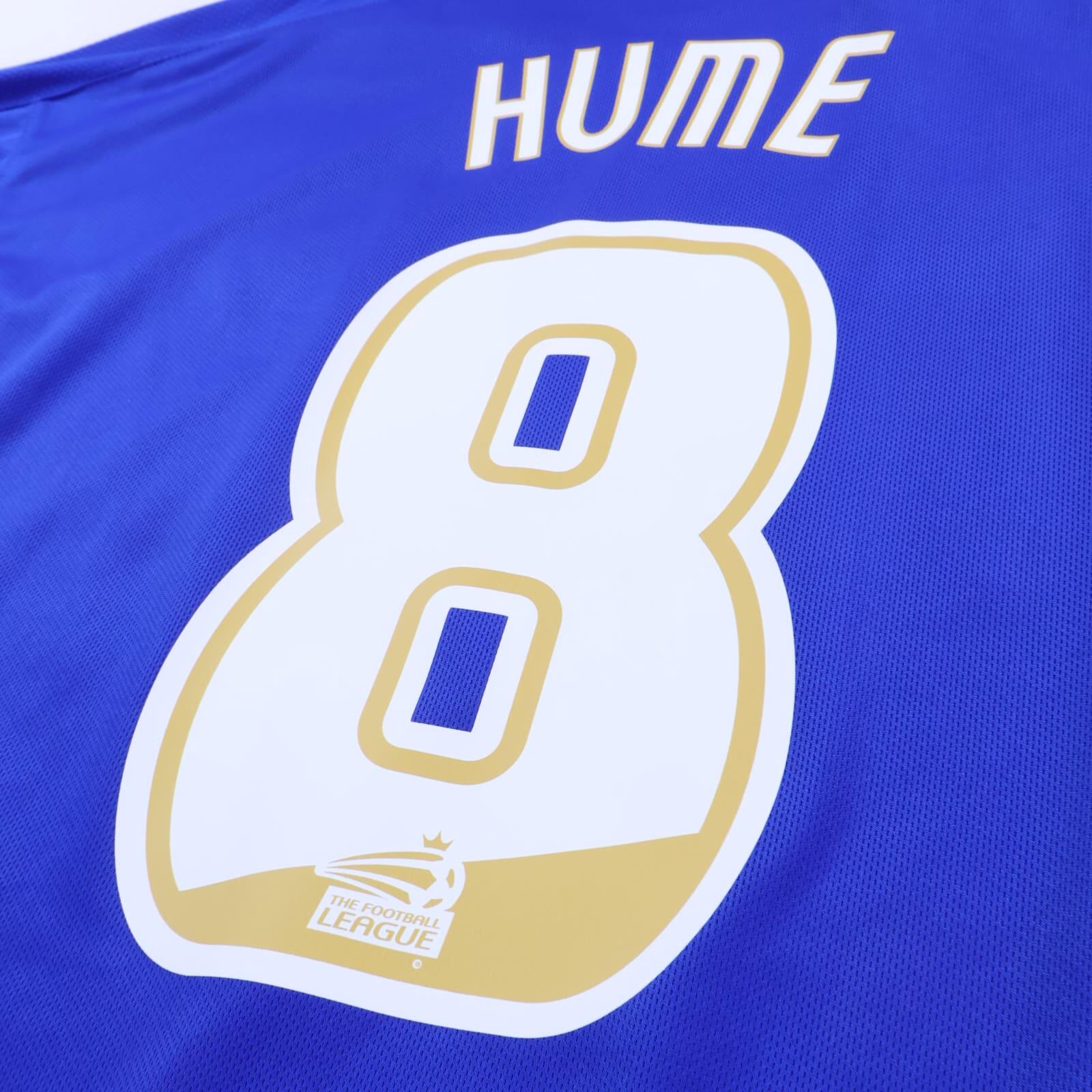 Leicester City Hume #8 2005/06 Home Shirt - M