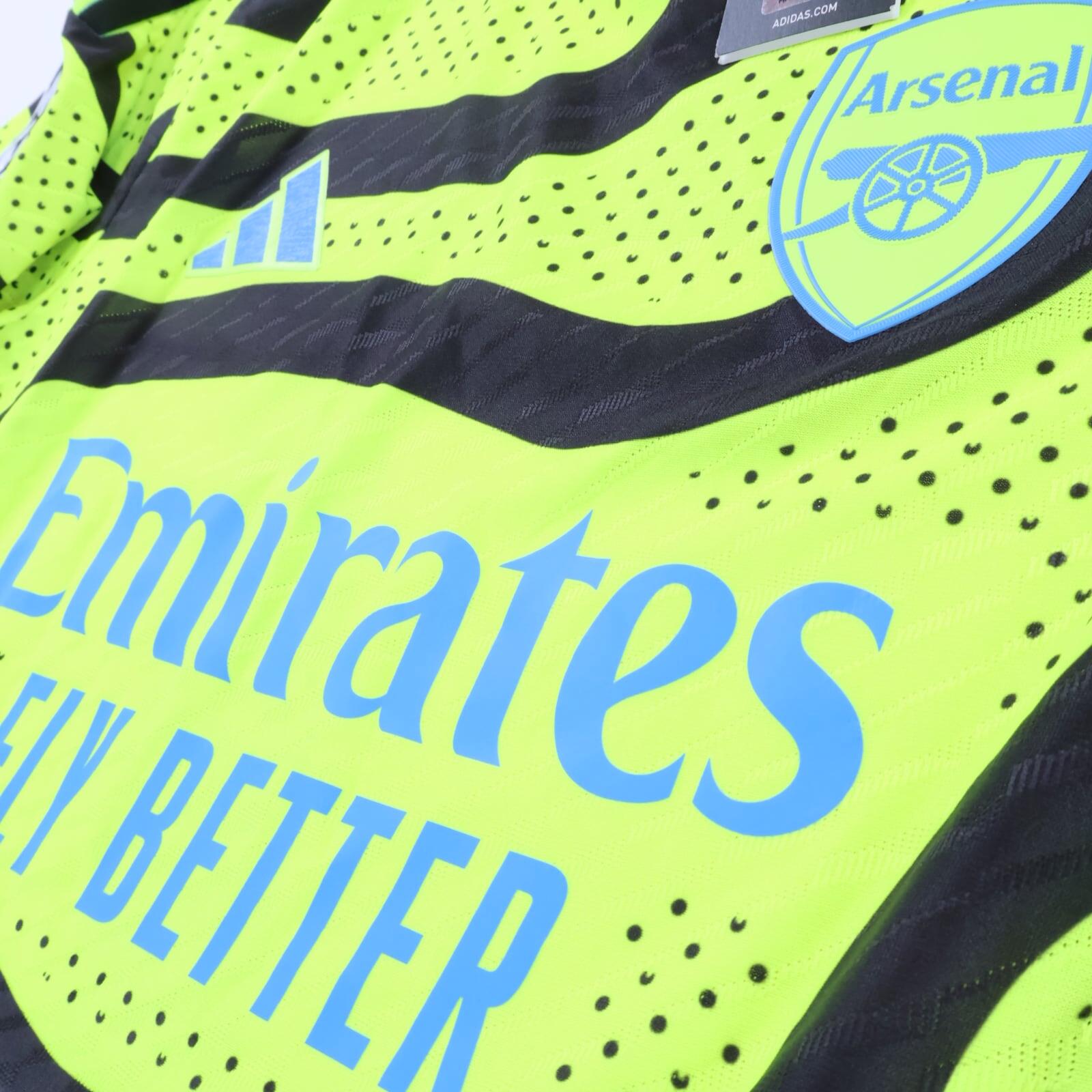 *NWT* Arsenal Saka #7 2023/24 Kit Room Away Shirt - S