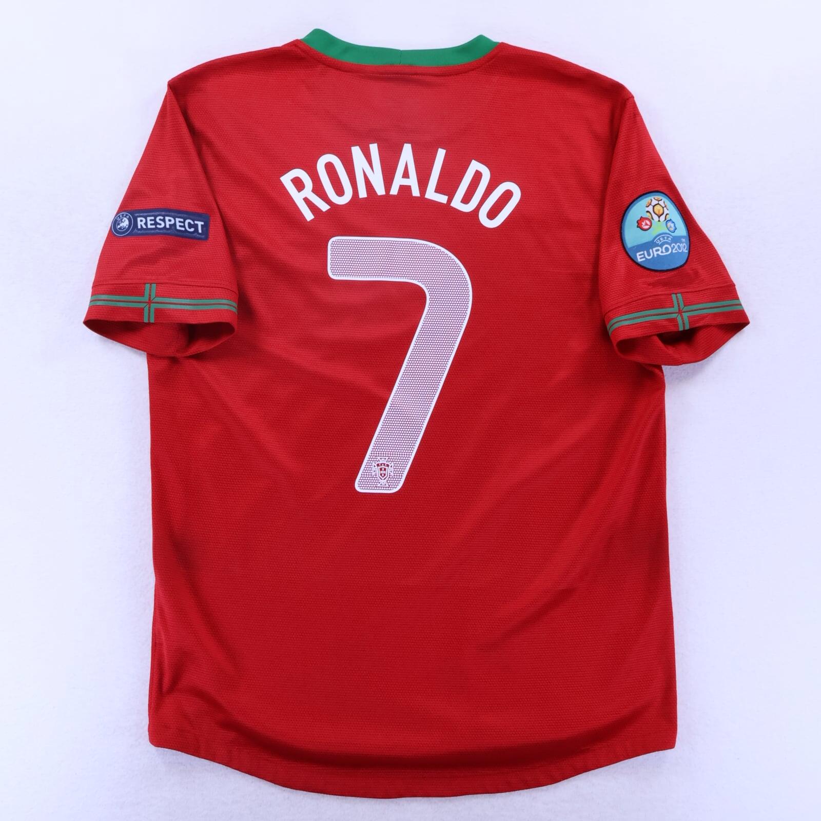 Portugal Ronaldo #7 2012/13 Home Shirt - M