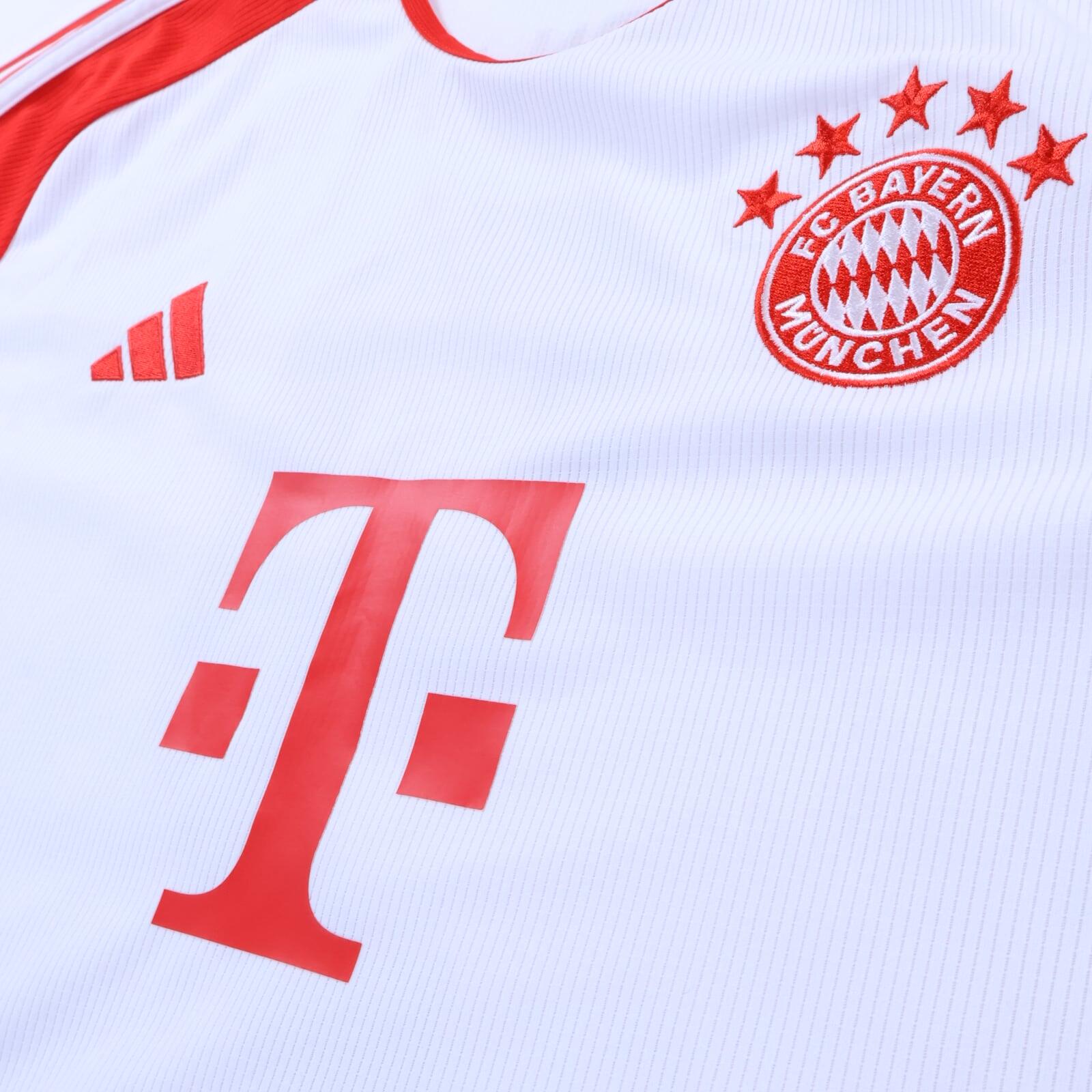 Bayern Munich Kane #9 2023/24 Home Shirt - 2XL