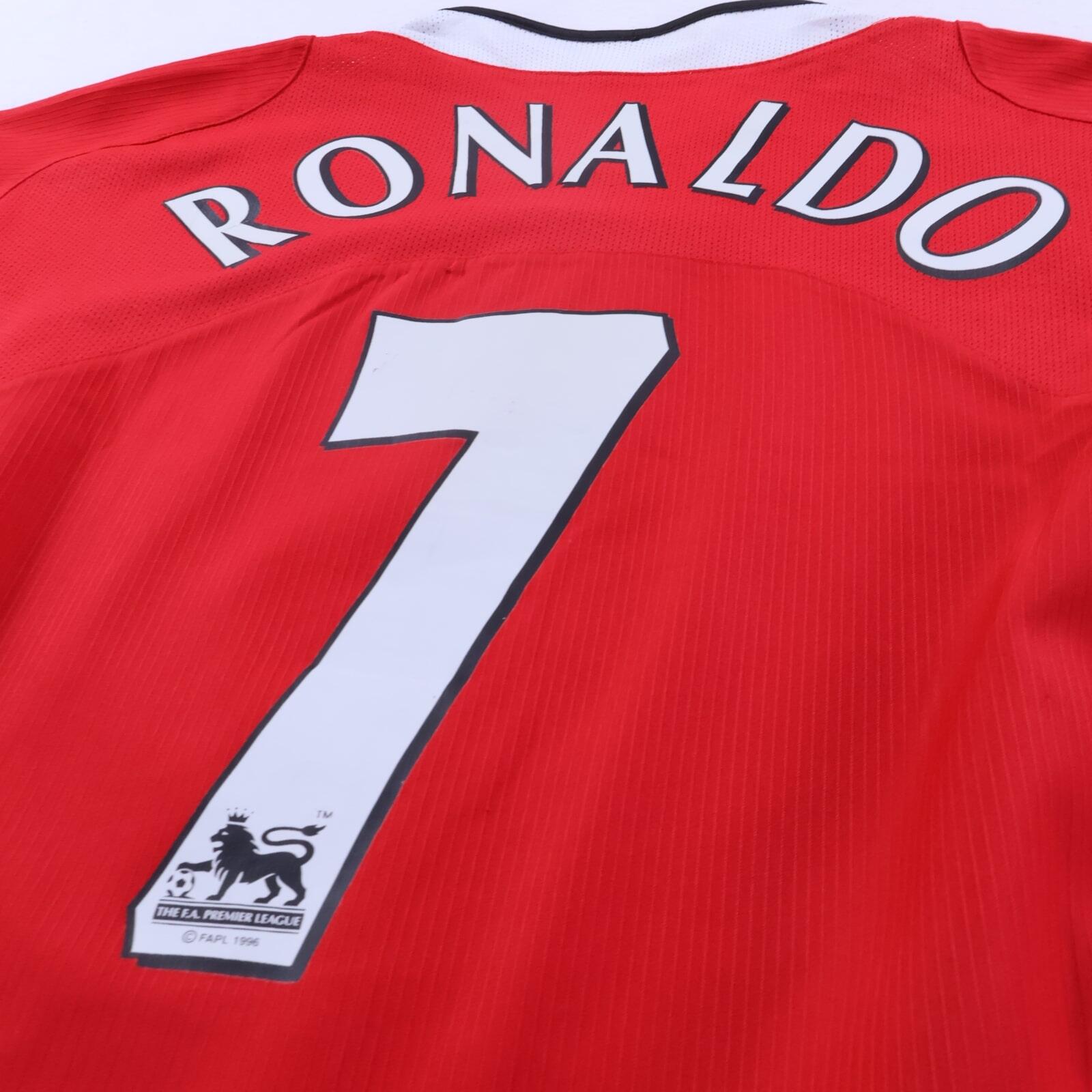 Manchester United Ronaldo #7 2004/06 Home Shirt - M