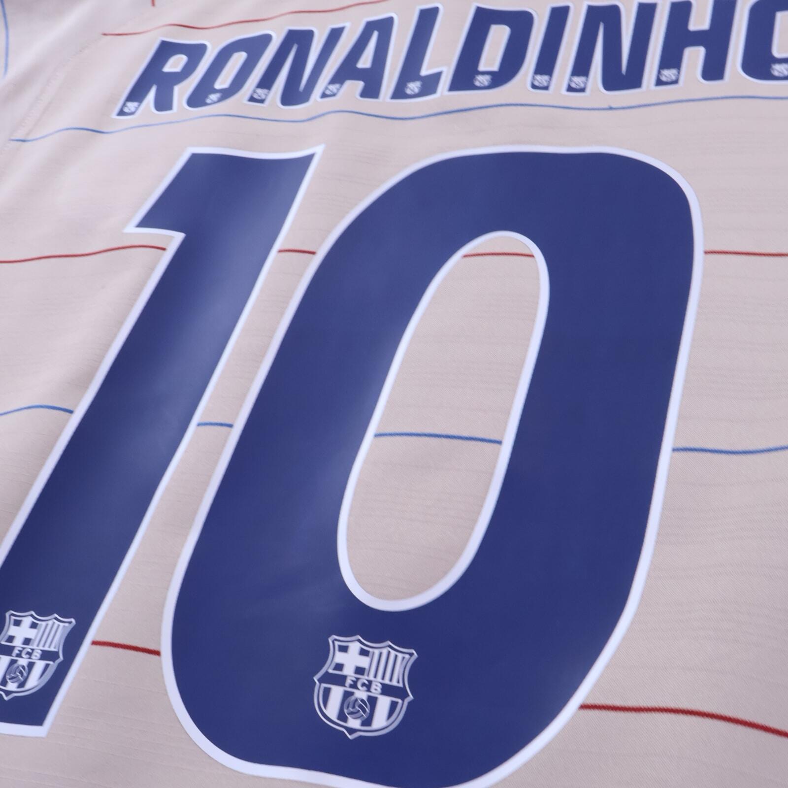 Barcelona Ronaldinho #10 2003/05 Away Shirt - L