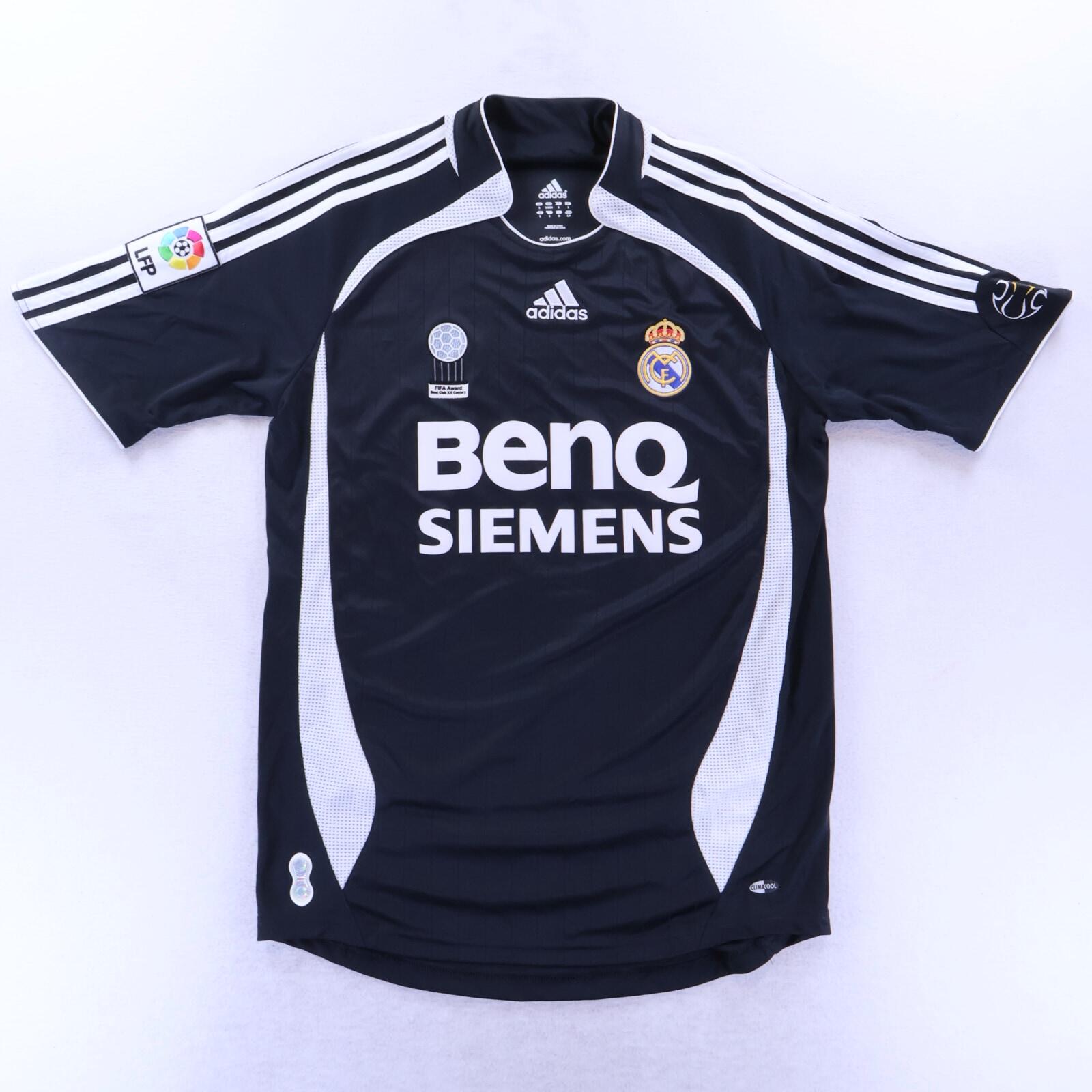 Real Madrid Marcelo #12 2006/07 Away Shirt - S