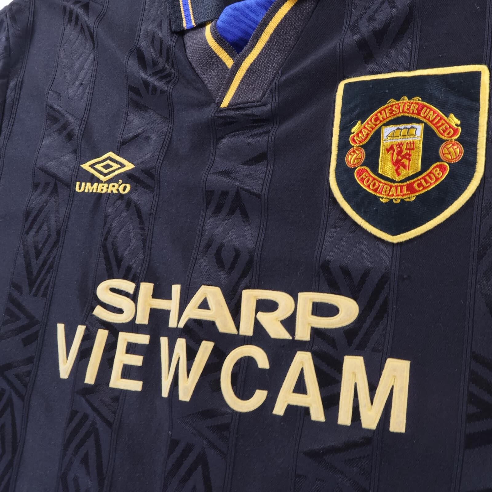 Manchester United Cantona #7 1993/95 Away Shirt - XL