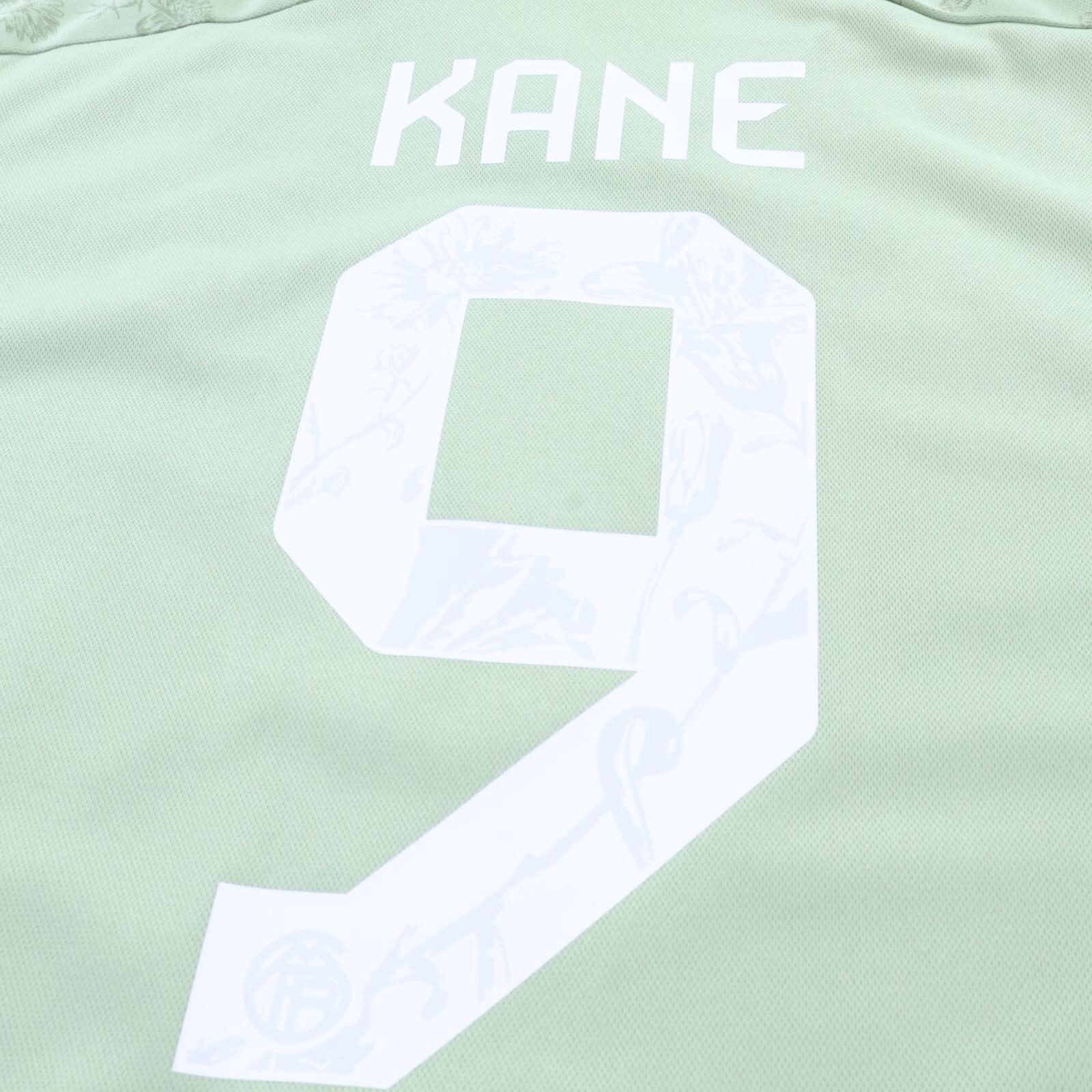 Bayern Munich Kane #9 2023/24 Oktoberfest Shirt - XL